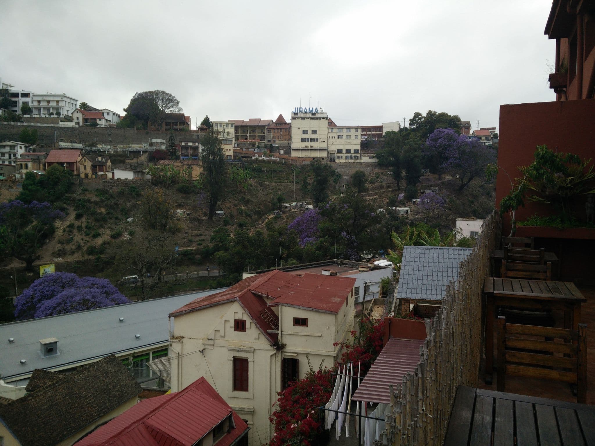 Street view near Appartements Nofylou, Antananarivo