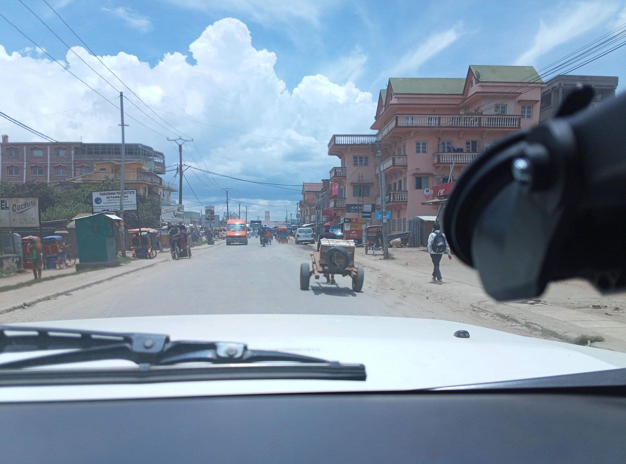 Street view near Rivetoile Hotel, Antsirabe — © Rambola (CC BY-SA · Mapillary)
