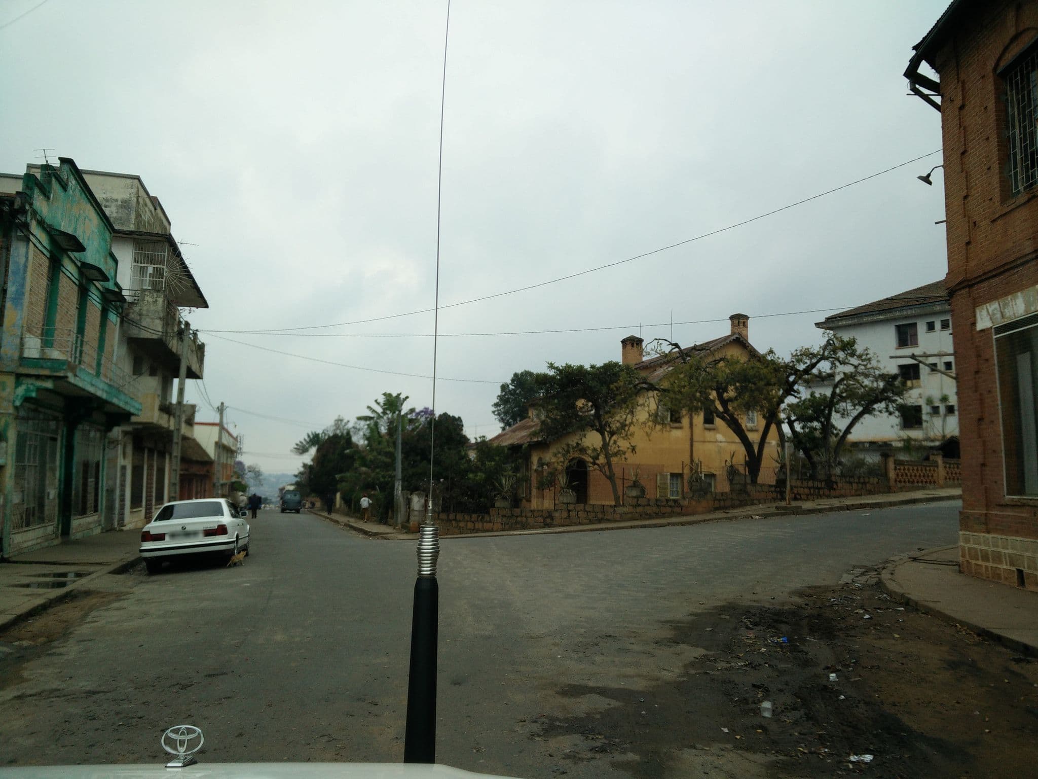 Street view near Rem Hôtel, Fianarantsoa — © cartophyl (CC BY-SA · Mapillary)