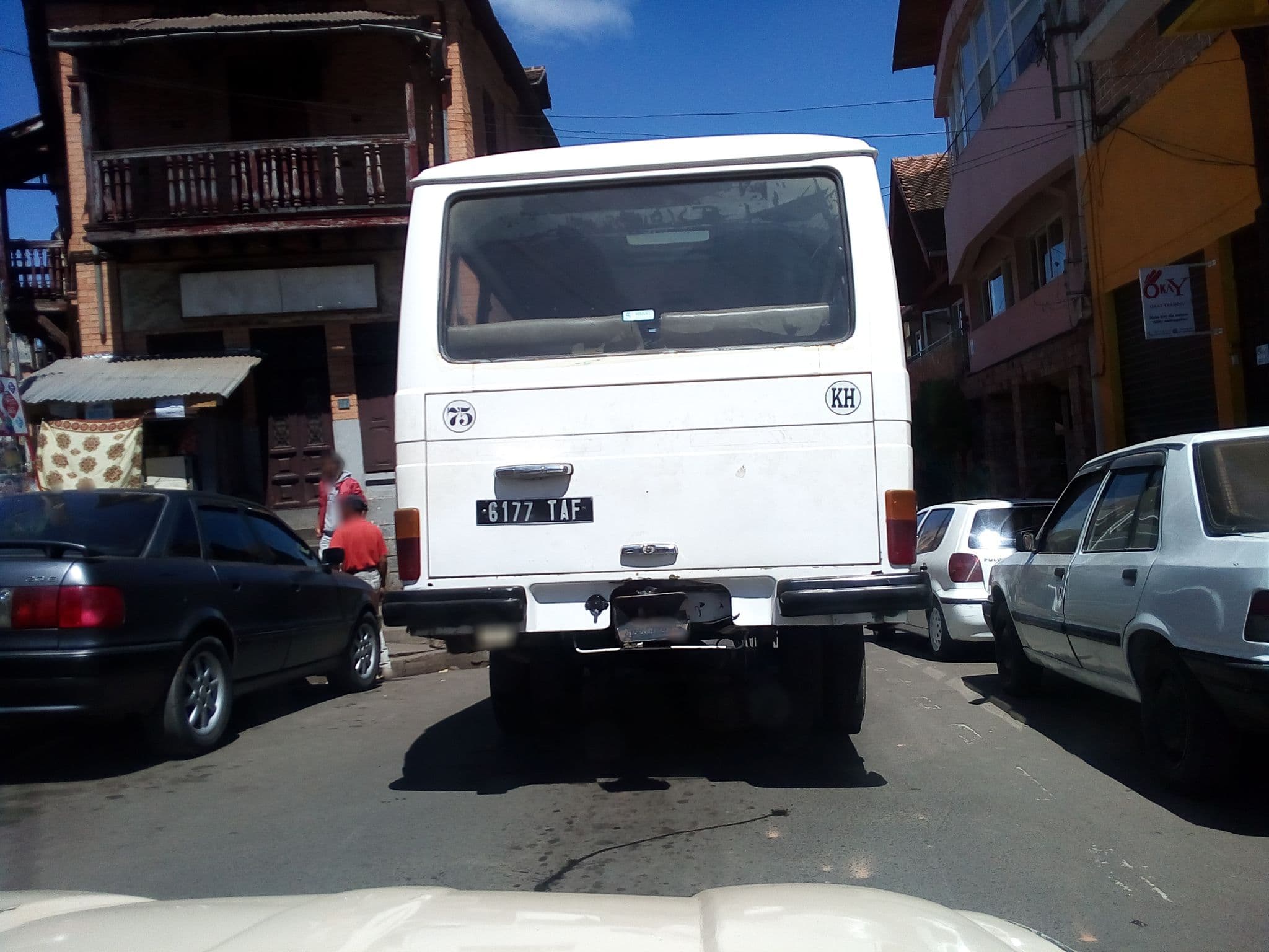 Street view near Chez Francis, Antananarivo