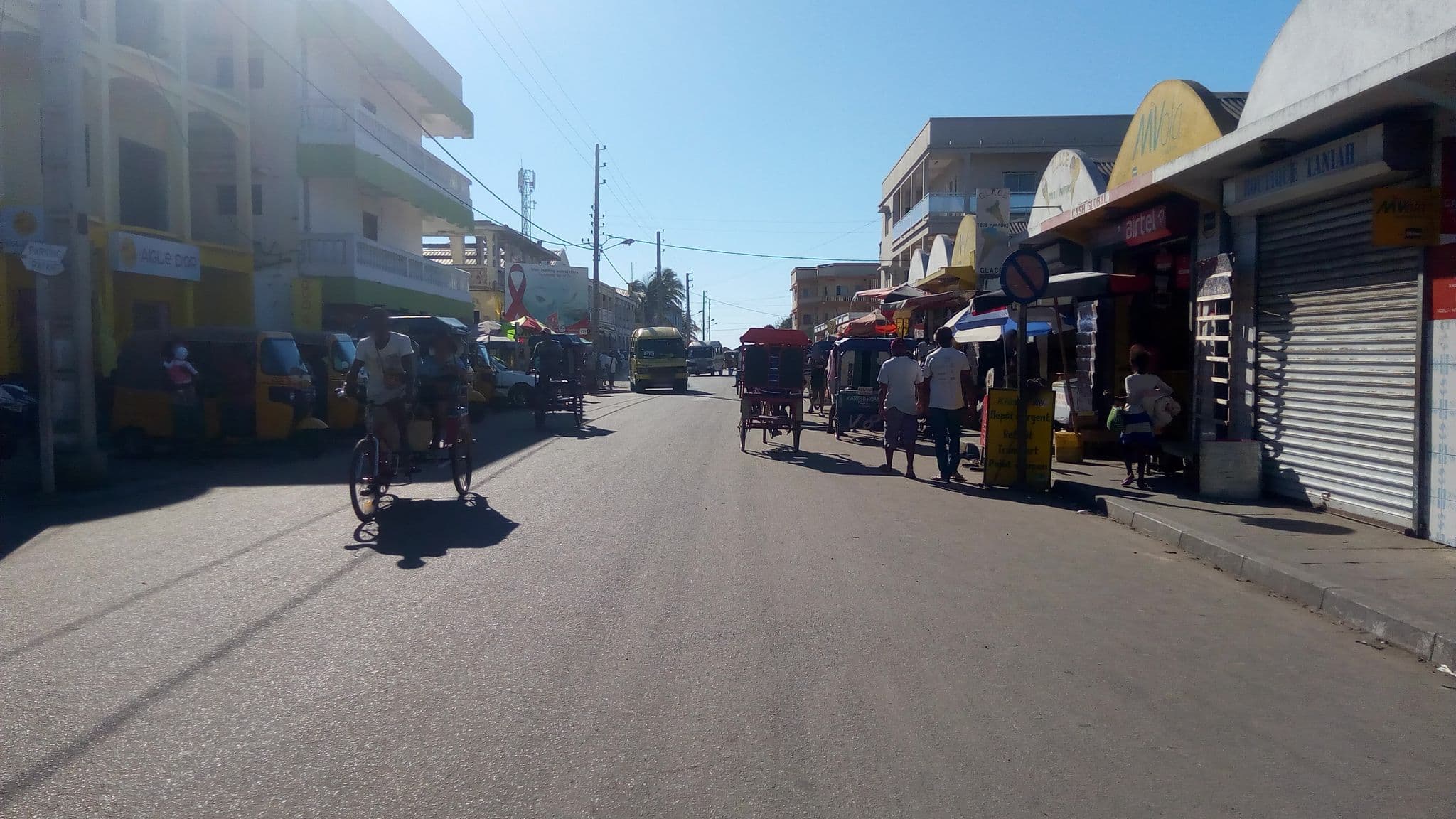 Street view near Havana Hotel, Morondava — © tetegron (CC BY-SA · Mapillary)