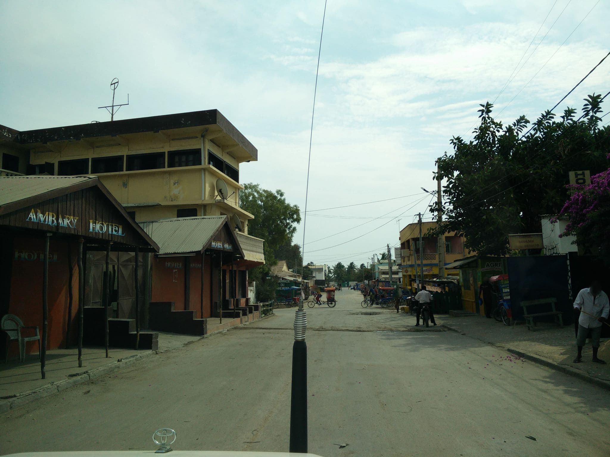 Street view near Hôtel Lovasoa, Toliara — © cartophyl (CC BY-SA · Mapillary)