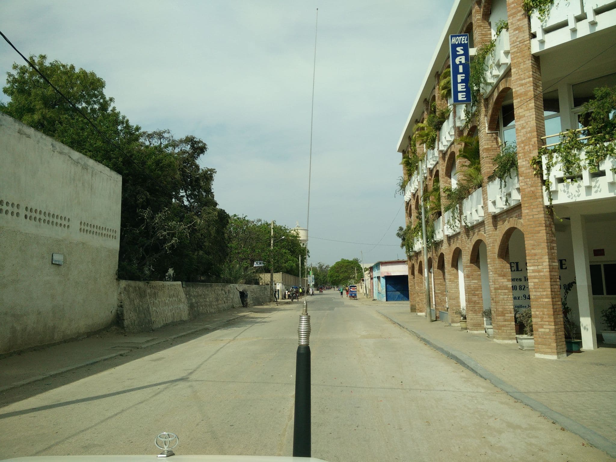 Street view near Hôtel Saïfee, Toliara — © cartophyl (CC BY-SA · Mapillary)