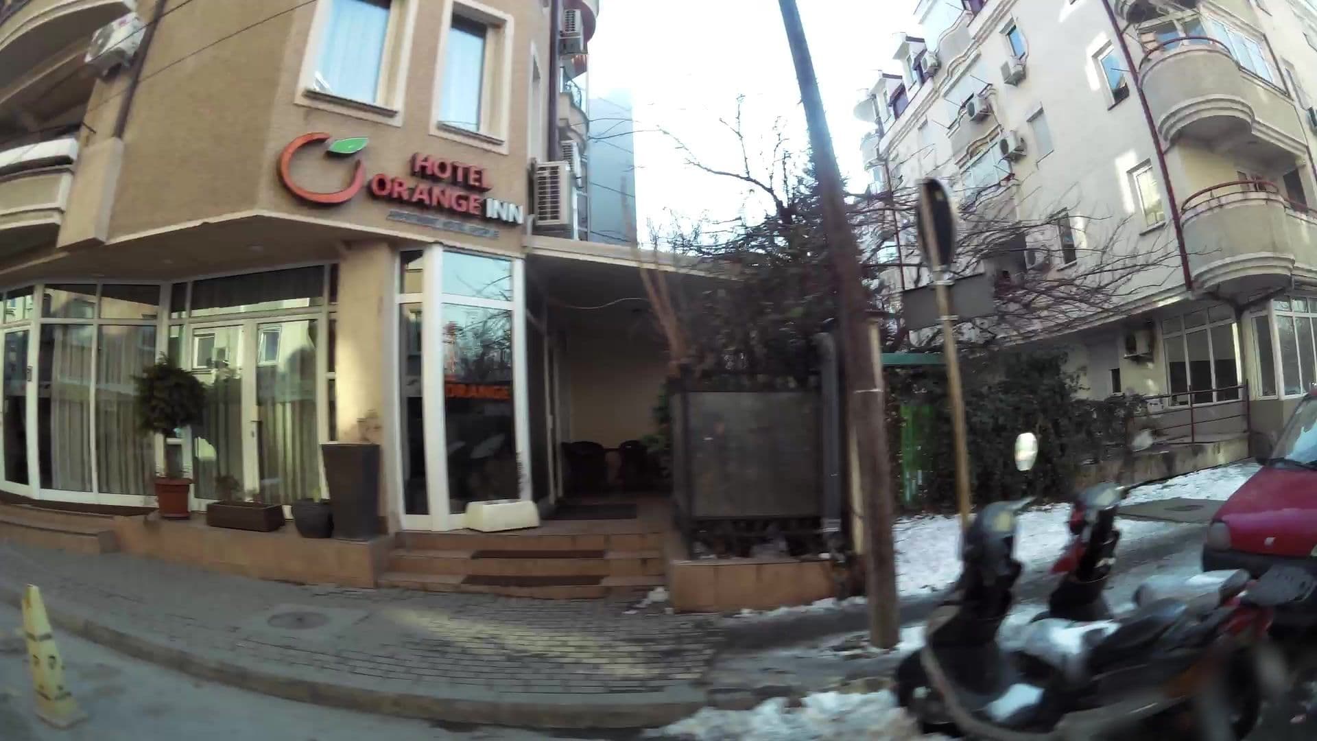 Street view near Hotel Orange Inn, Skopje — © kaartcam (CC BY-SA · Mapillary)