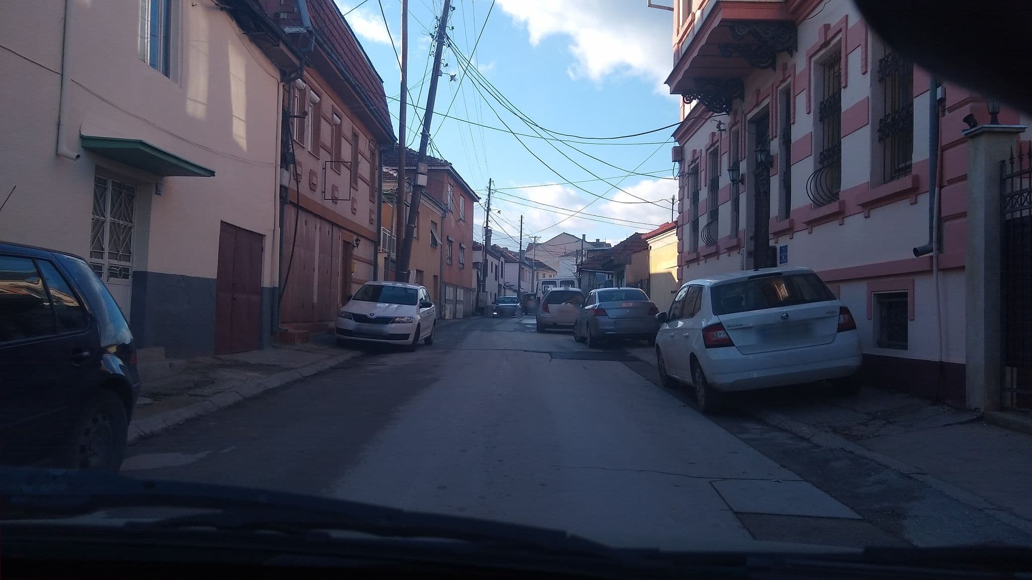 Street view near Guesthouse, Bitola — © ninevska (CC BY-SA · Mapillary)