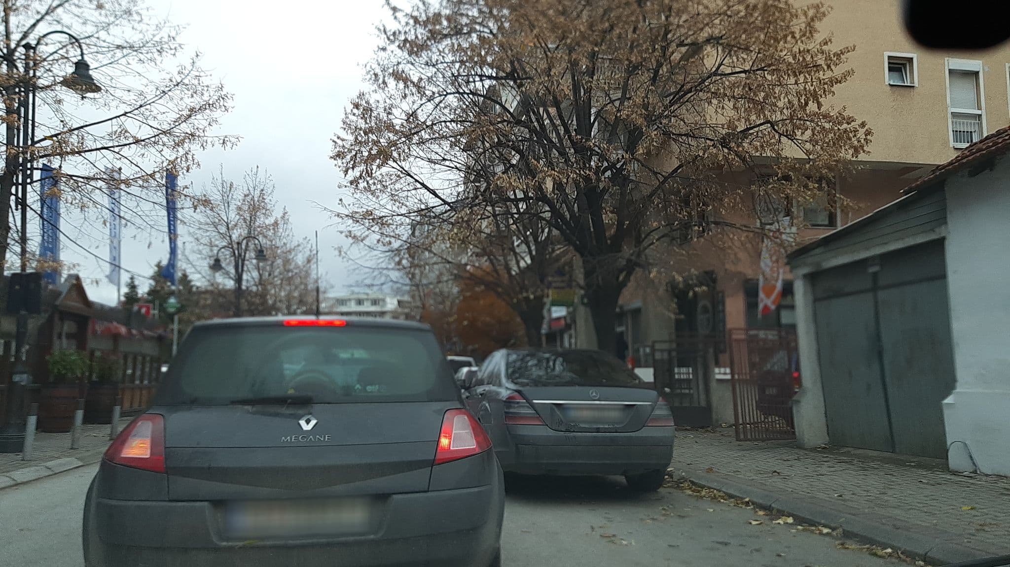 Street view near Hotel Elite Plaza, Skopje — © hristijang (CC BY-SA · Mapillary)