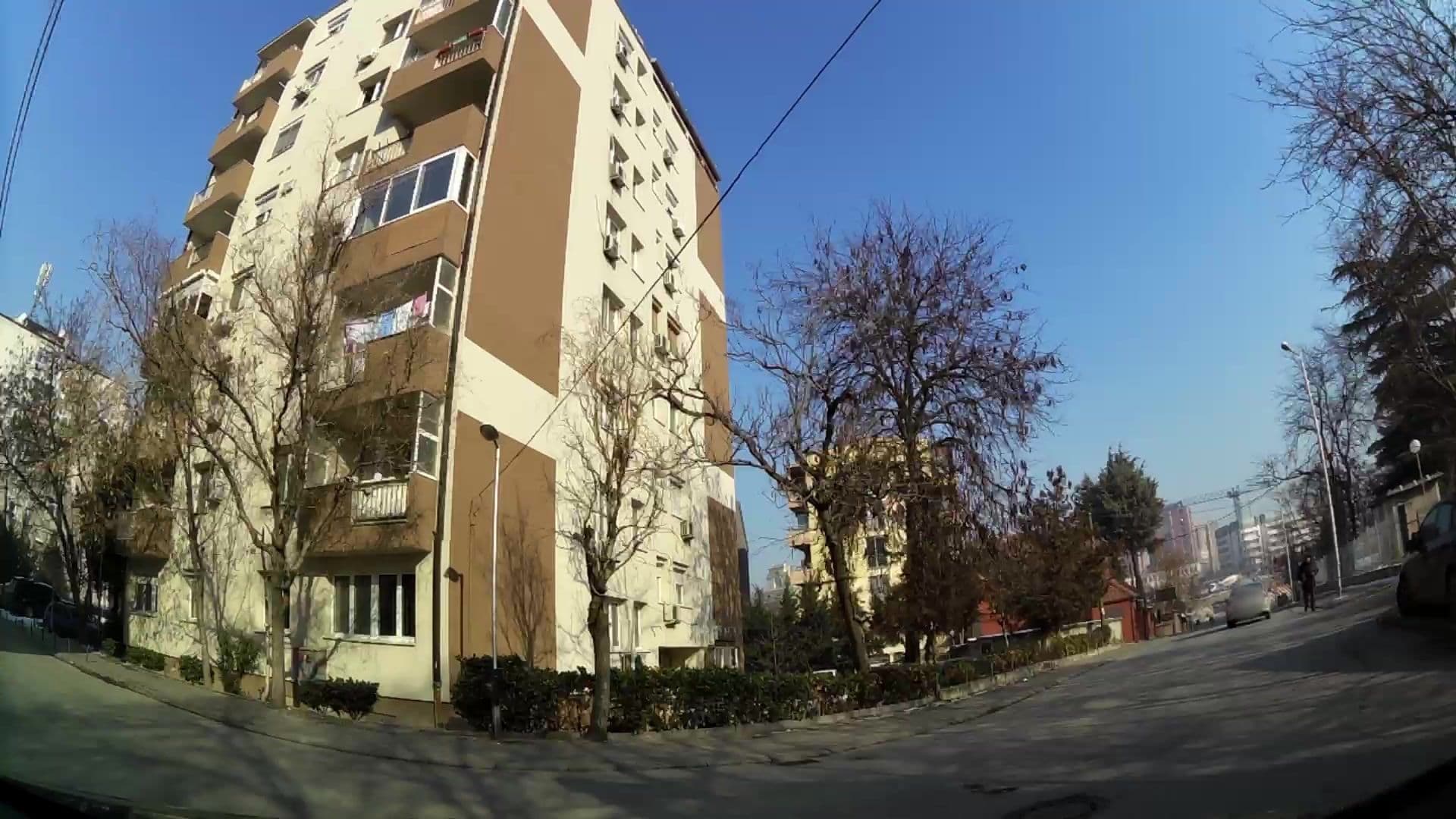 Street view near Sir Oliver Apartments, Skopje — © kaartcam (CC BY-SA · Mapillary)