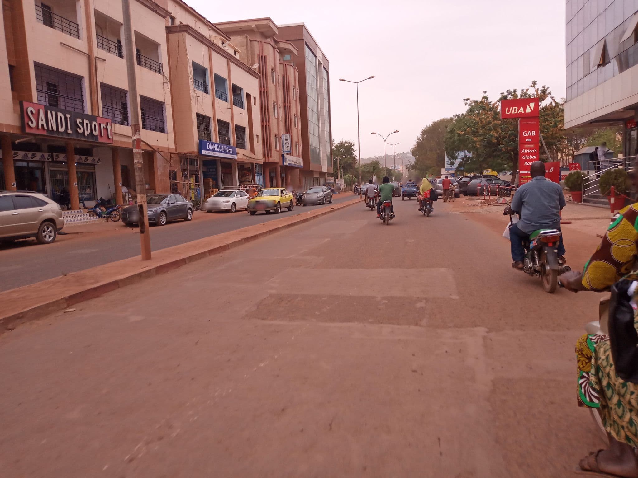 Street view near Hotel Cola, Bamako