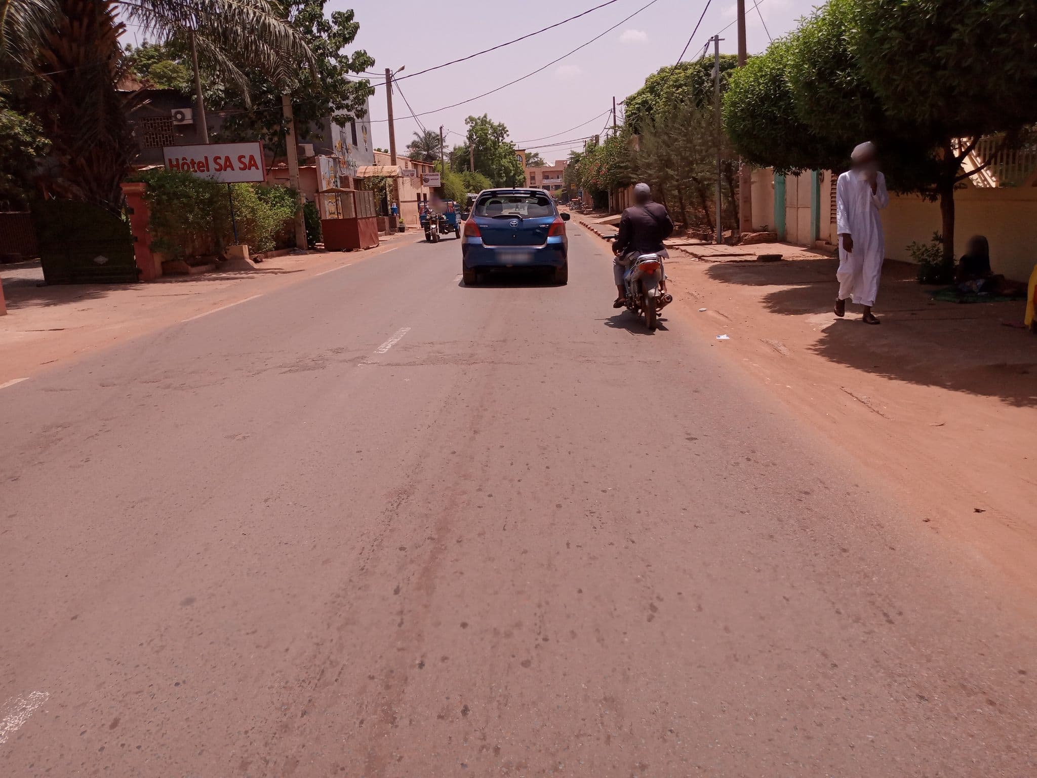 Street view near Hôtel Sasa, Bamako