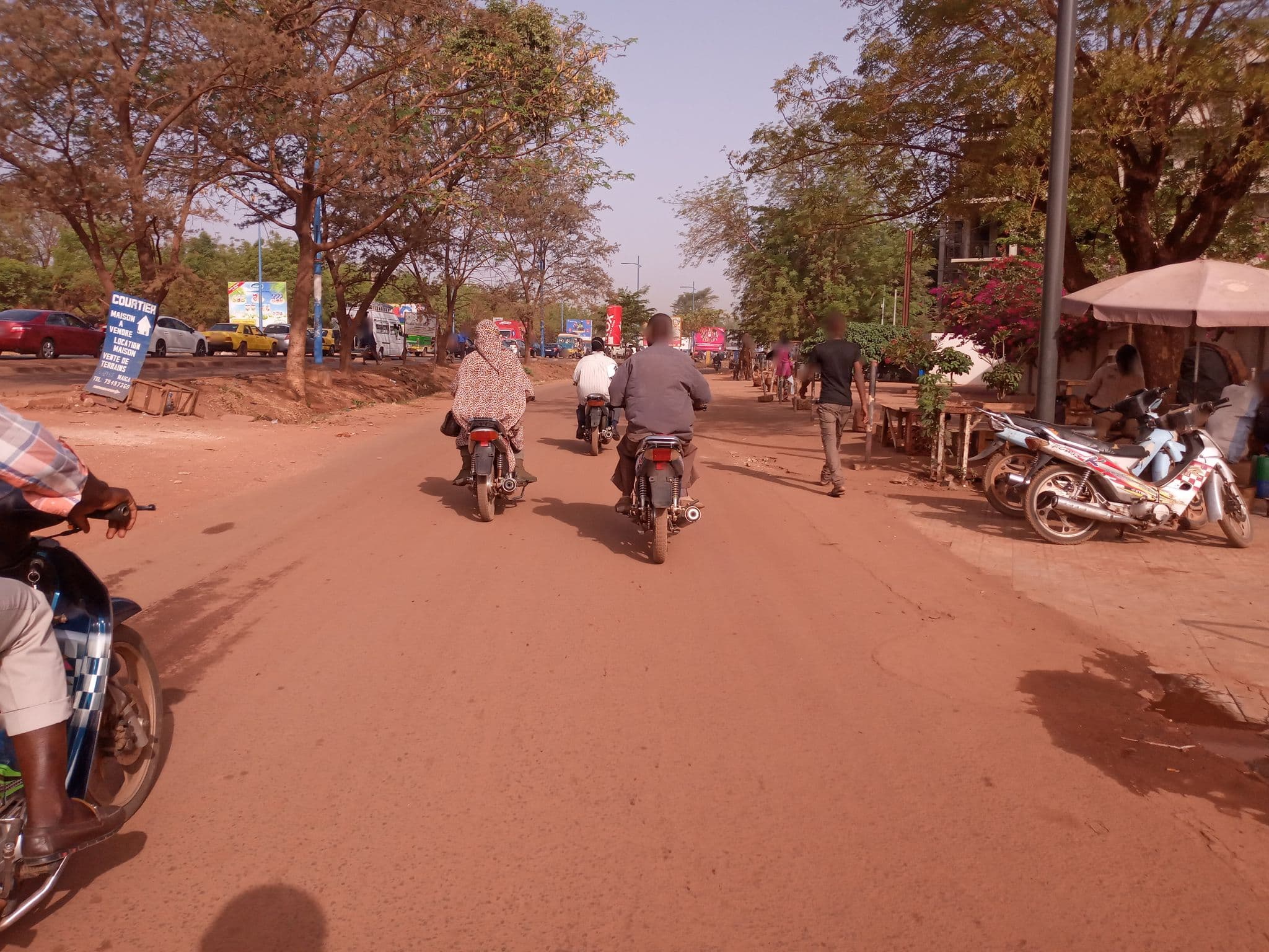 Street view near Représentant de l'ASECNA, Bamako