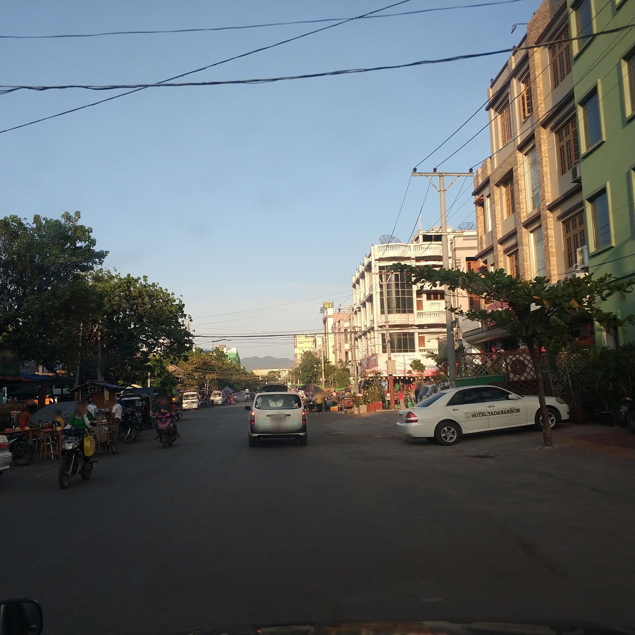 Street view near Hotel Yadanarbon Mandalay, Mandalay