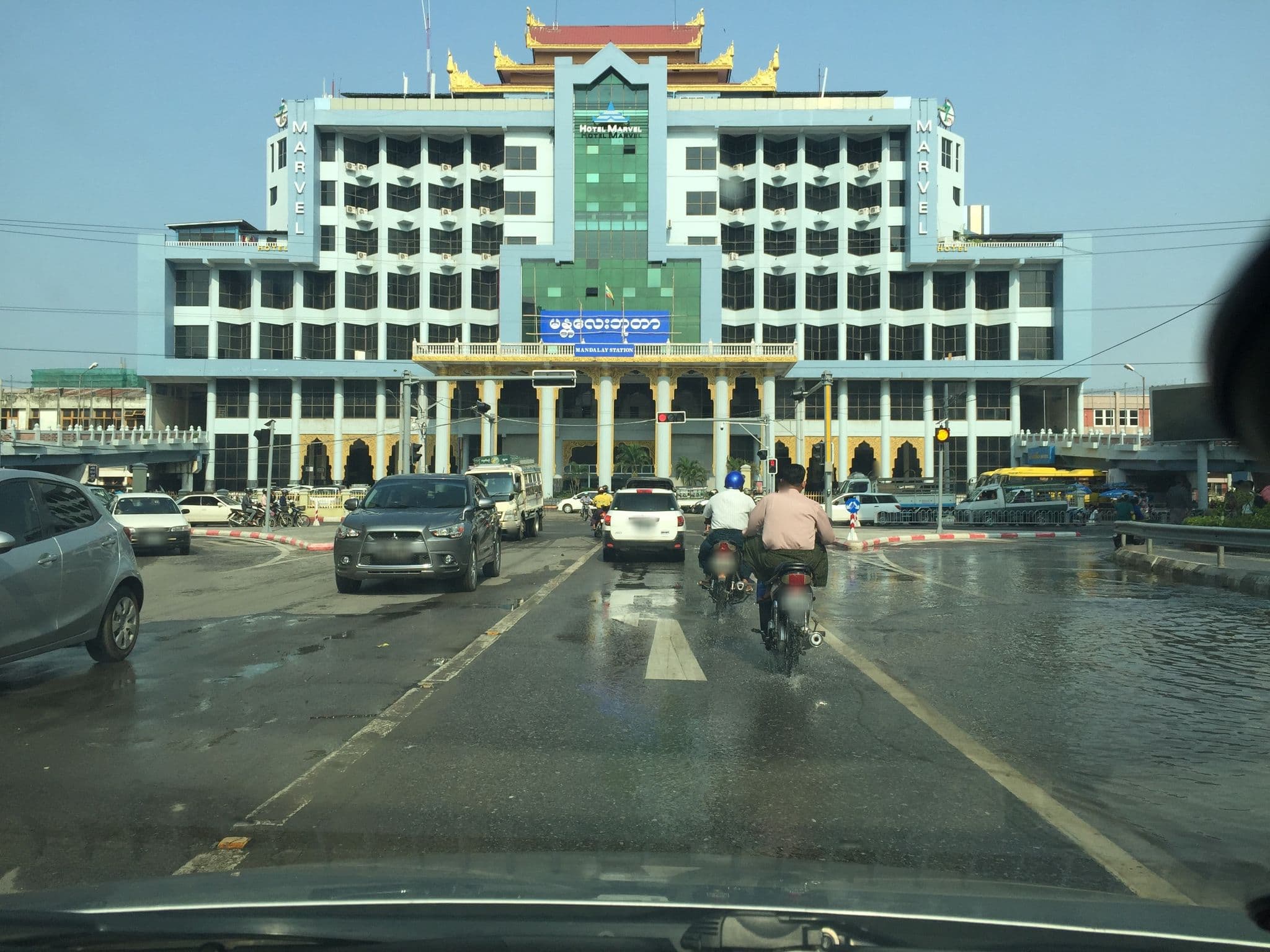 Street view near Mama Mei Home, Mandalay
