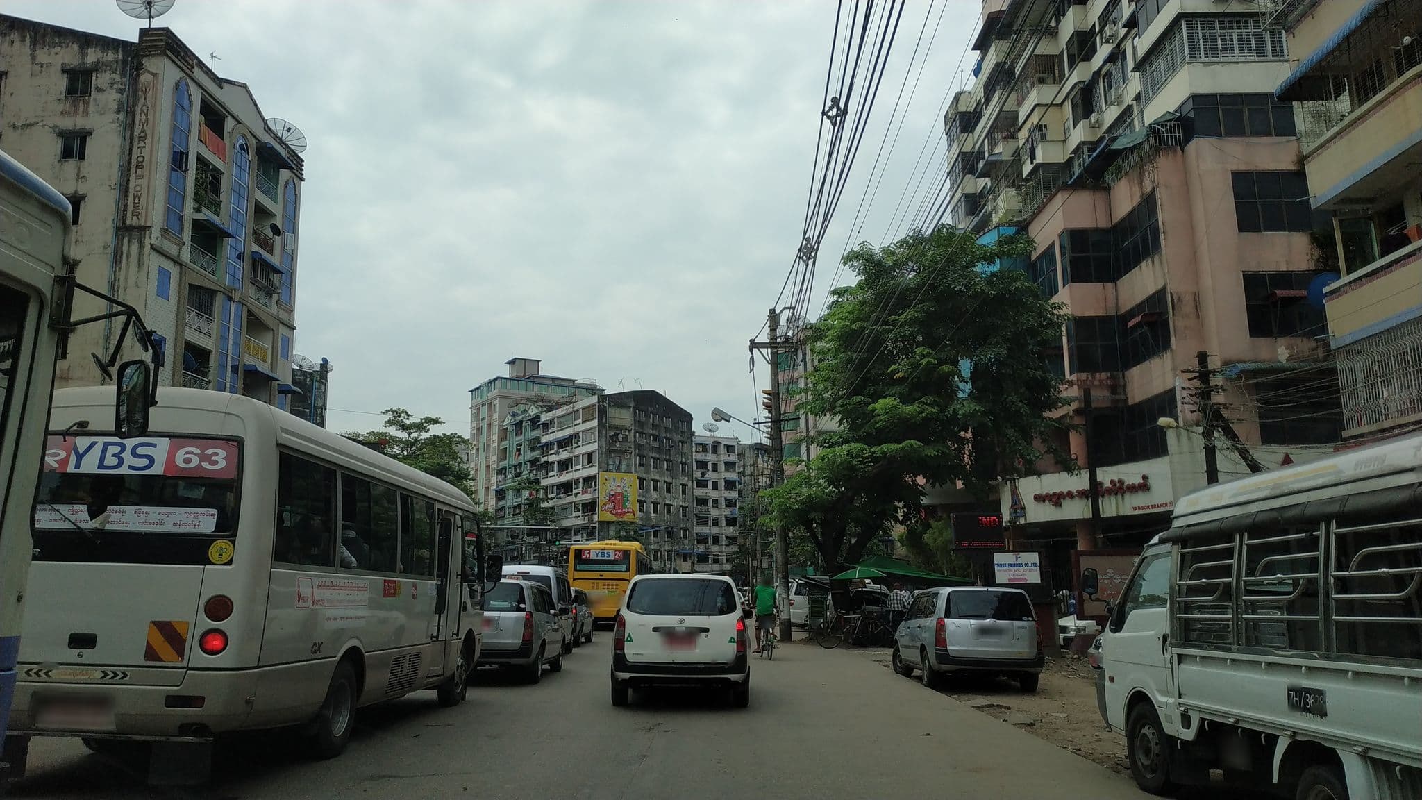 Street view near Ah Kyi Taw, Mingala Tangnyunt — © kokoye2007 (CC BY-SA · Mapillary)
