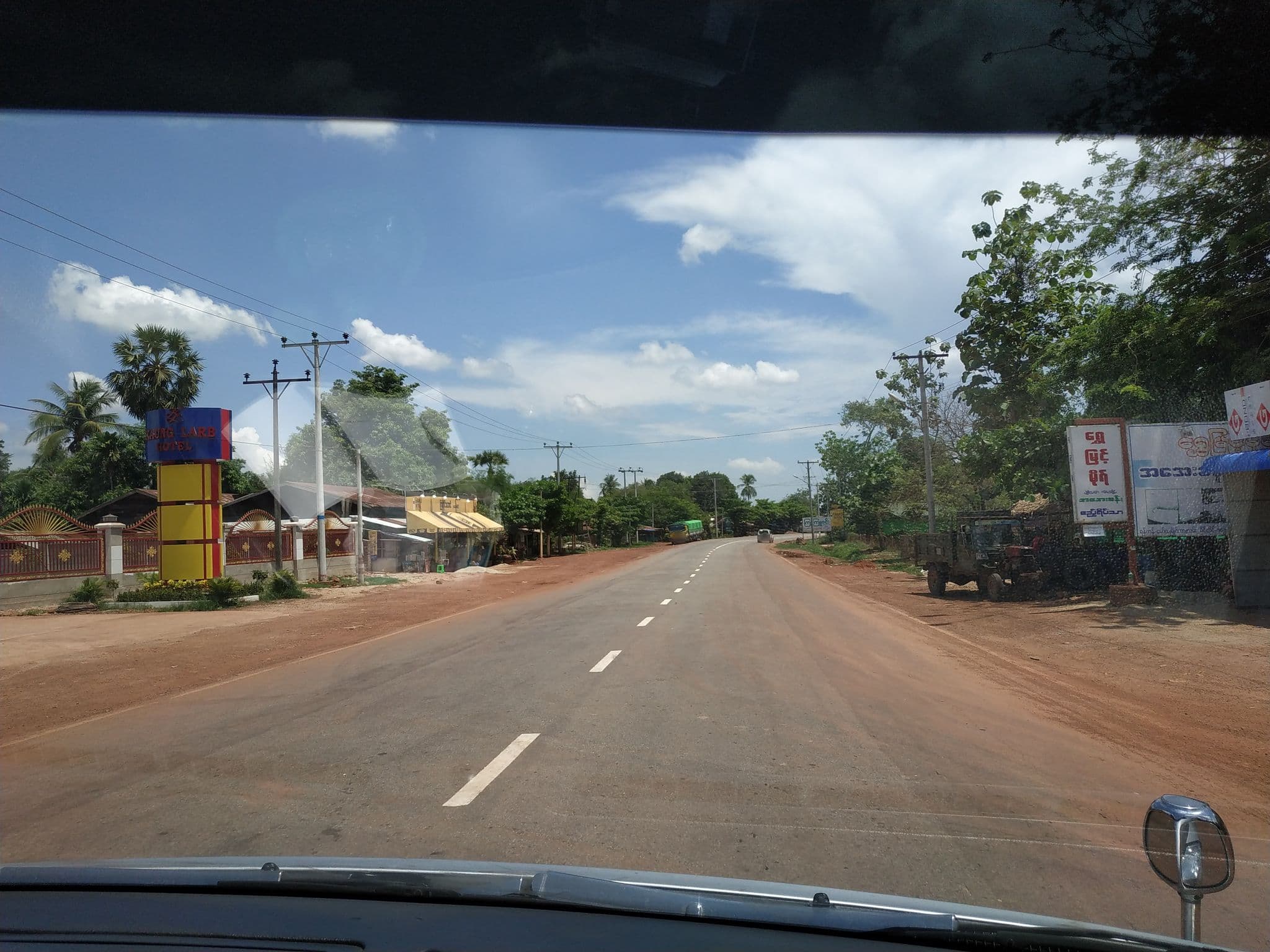 Street view near bush hotel, Kyaikto — © ckkw (CC BY-SA · Mapillary)
