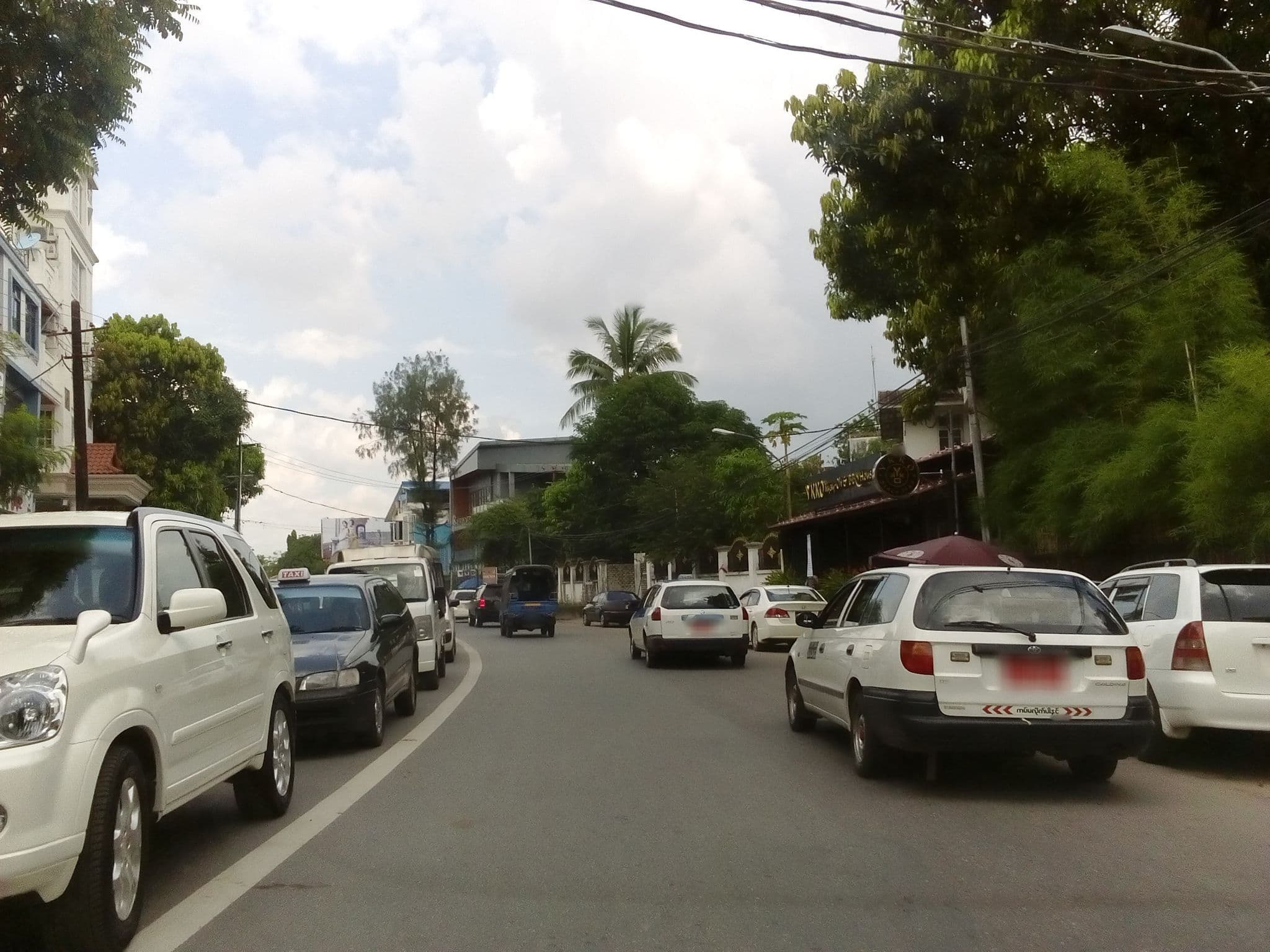 Street view near Ambo Hotel, Yangon — © coker (CC BY-SA · Mapillary)