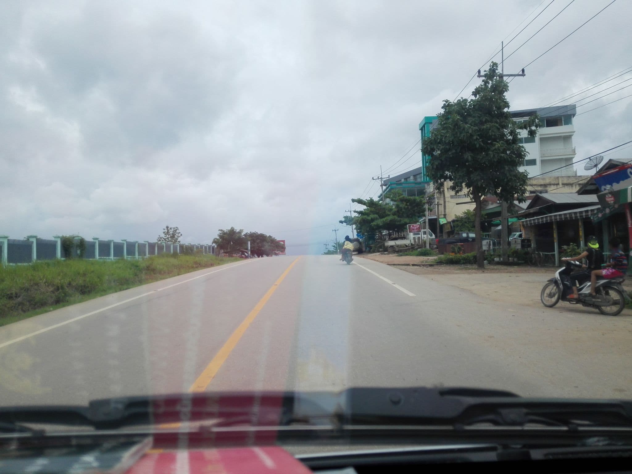 Street view near Golden Earth Hotel, Myawaddy — © kaanpakpum (CC BY-SA · Mapillary)