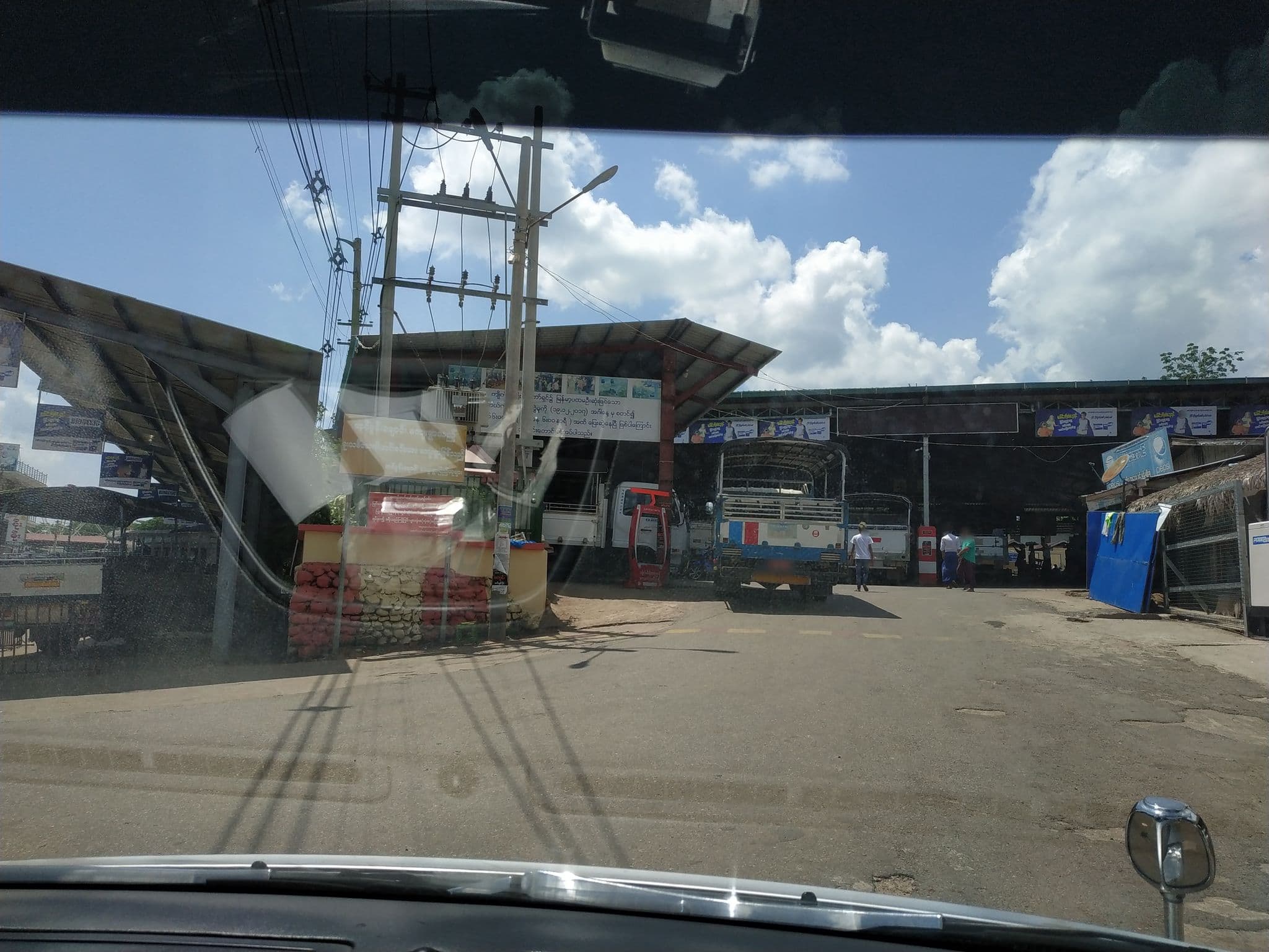Street view near Sea Star Hotel (rooms), Kyaikto — © ckkw (CC BY-SA · Mapillary)