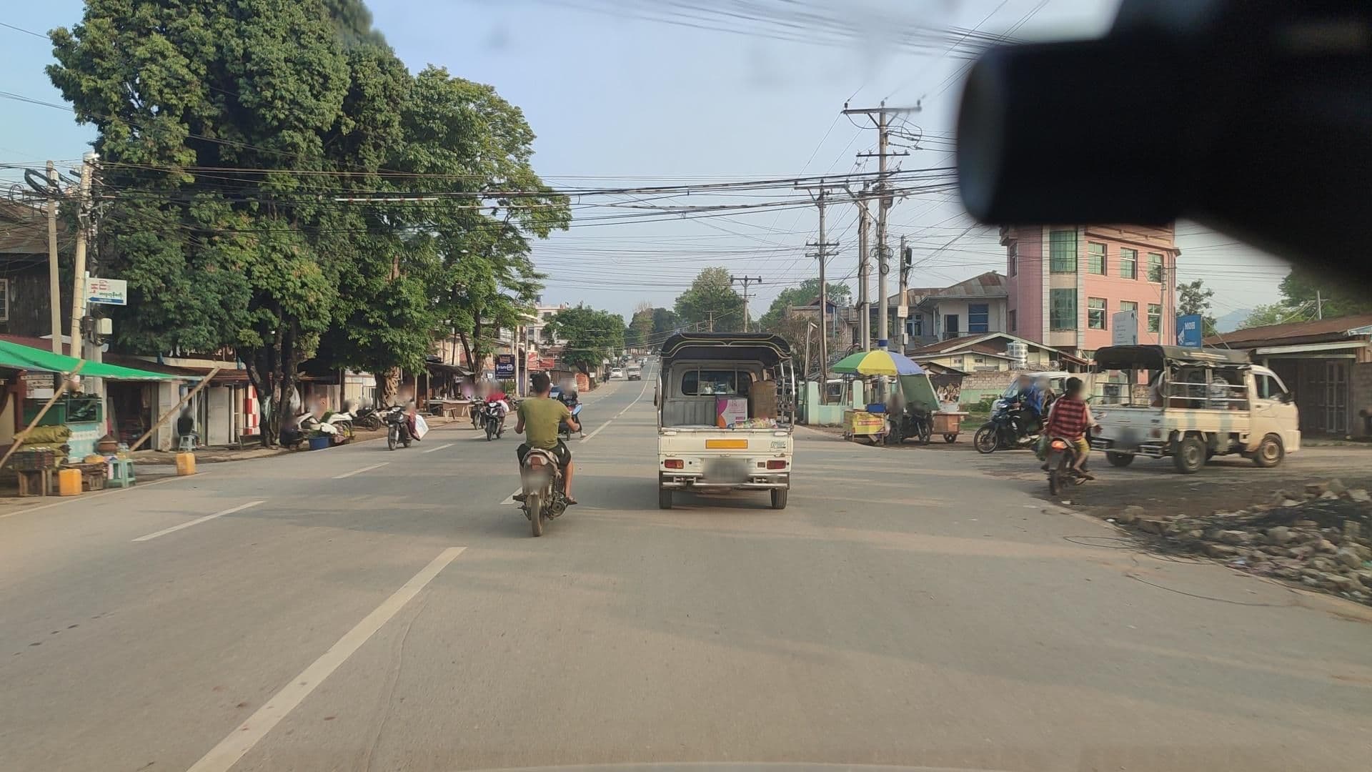 Street view near Royal House Guest House, Lashio — © roadroid (CC BY-SA · Mapillary)