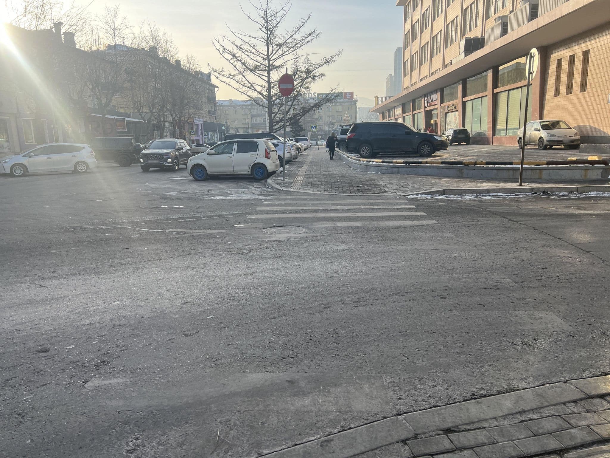 Street view near Mongol savhi collection, Ulan Bator — © Baigalmaa (CC BY-SA · Mapillary)
