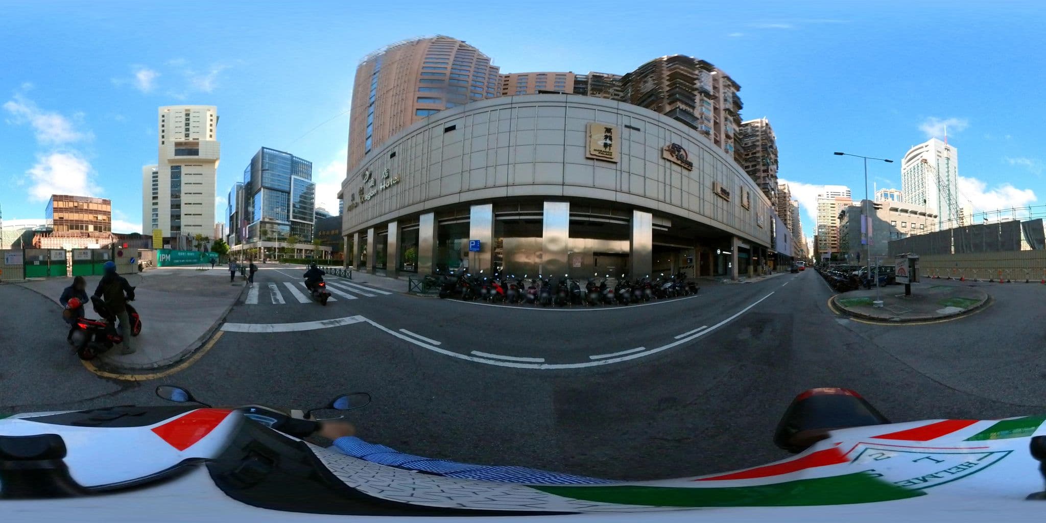 Street view near 澳門城悅酒店 City Viva Hotel (Macau), Sé — © joaocsampayo (CC BY-SA · Mapillary)