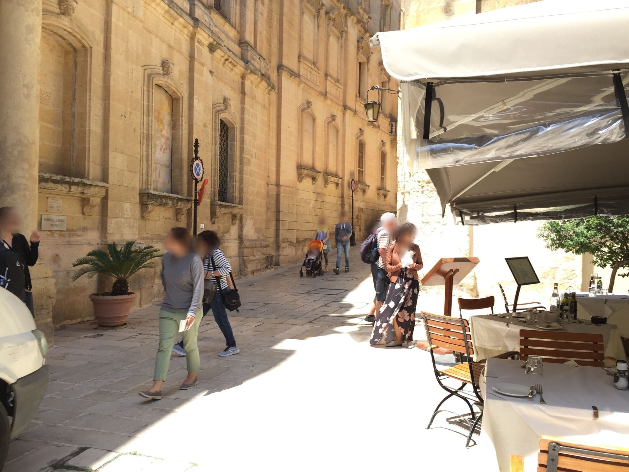 Street view near The Xara Palace Relais & Chateaux, Rabat — © richlv (CC BY-SA · Mapillary)
