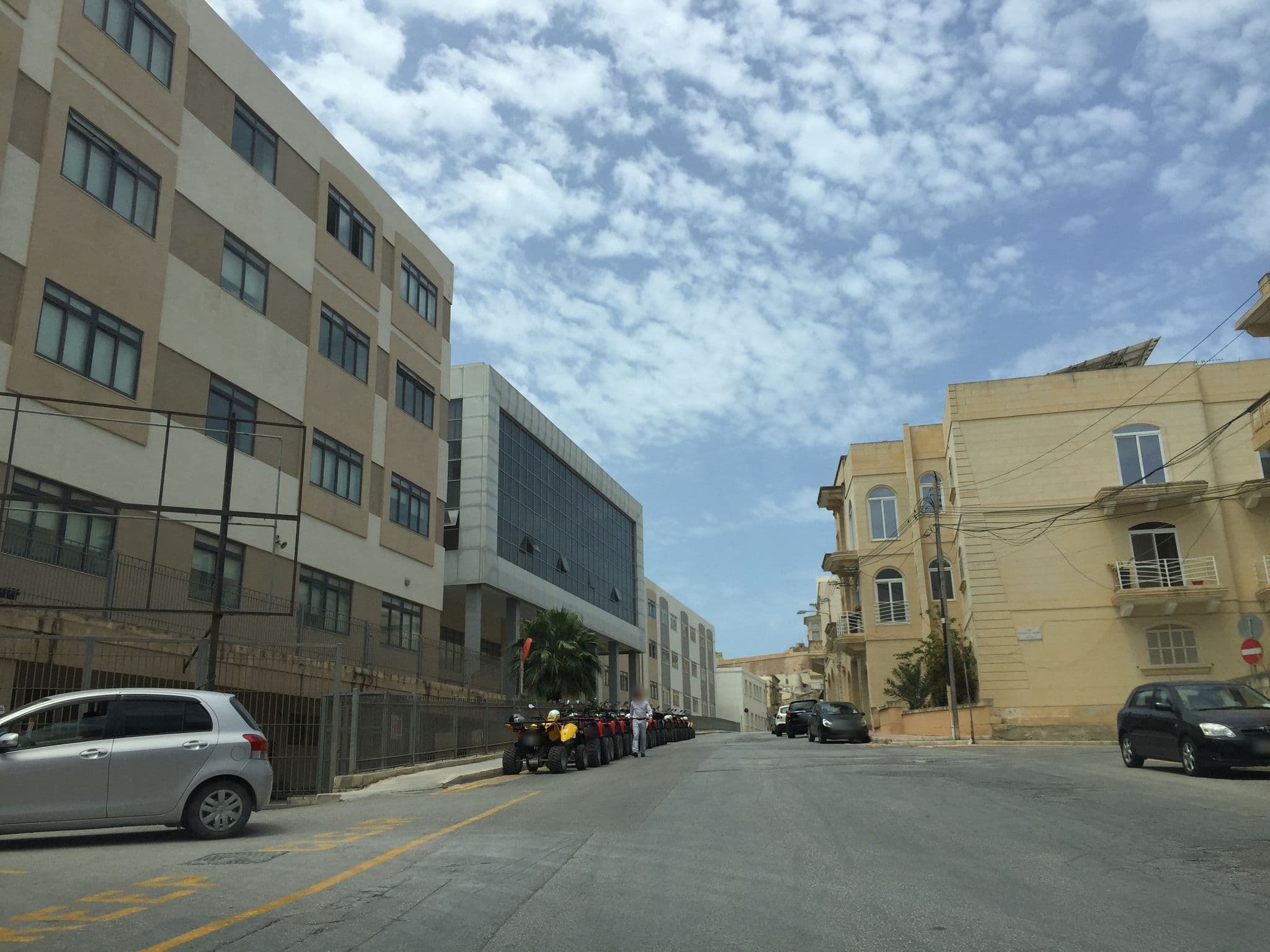 Street view near Downtown Hotel, Victoria — © richlv (CC BY-SA · Mapillary)