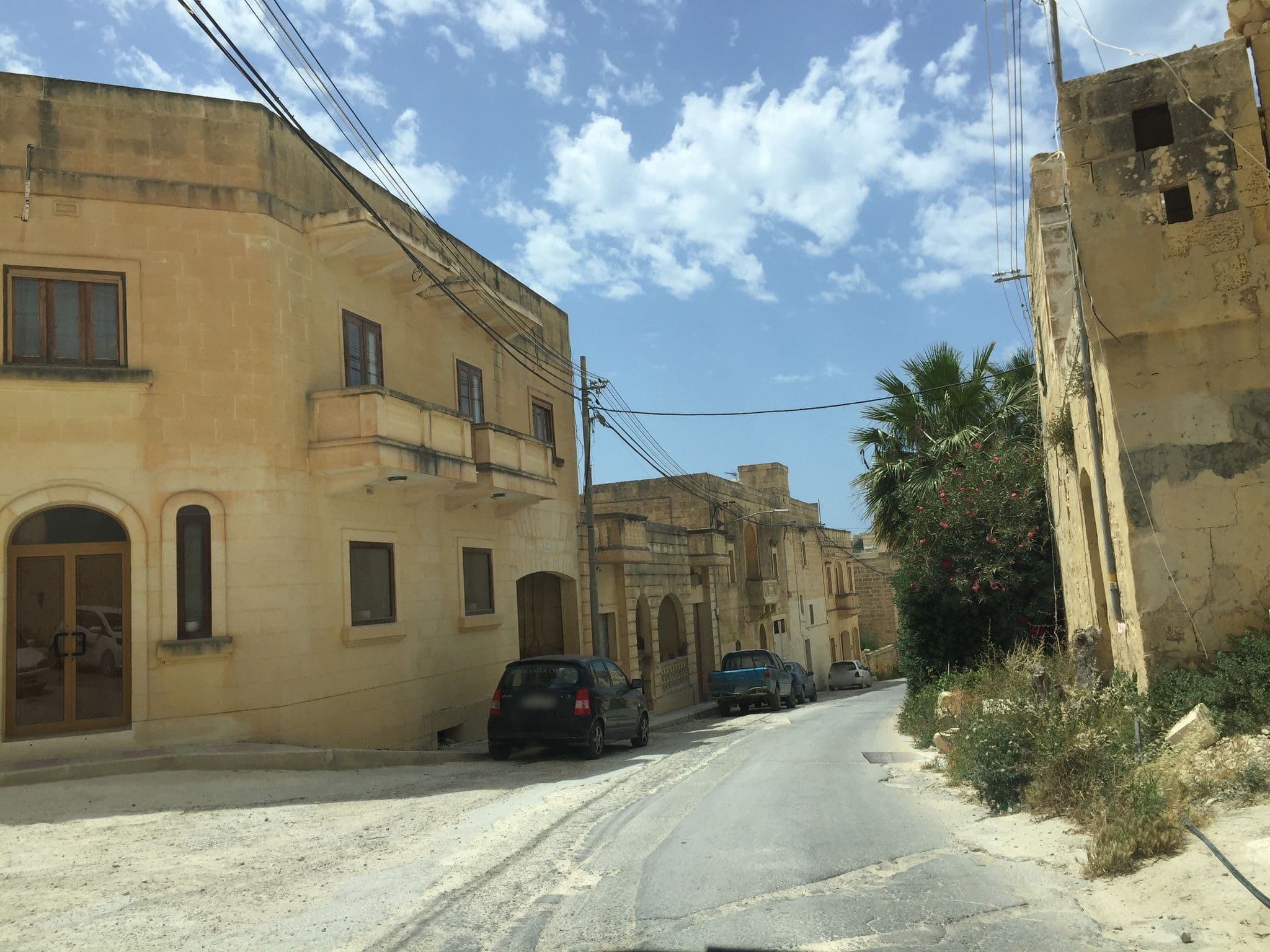 Street view near Ta' Ċikku Farmhouse, Għarb — © richlv (CC BY-SA · Mapillary)