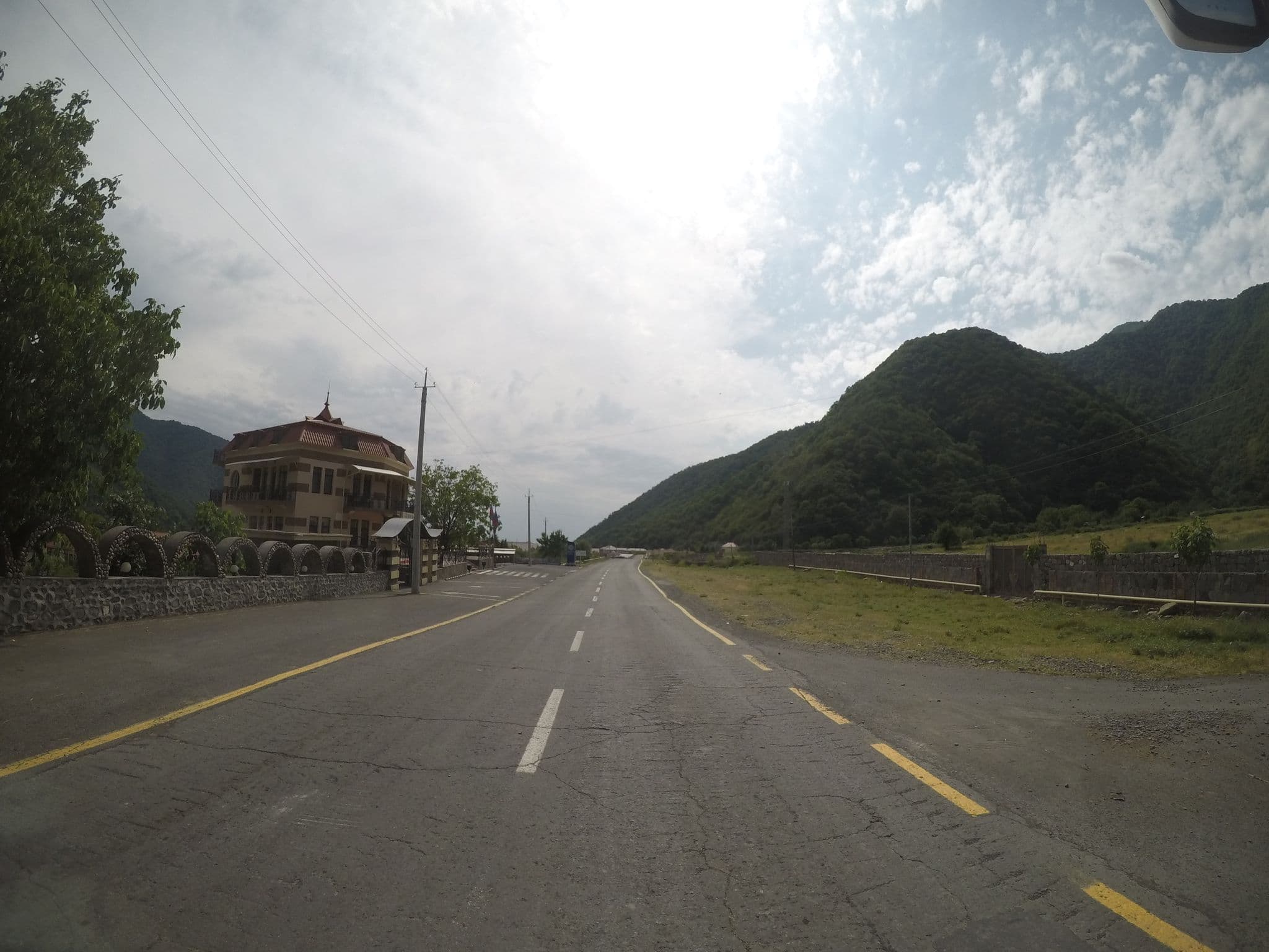 Street view near Bergs Hotel, Qaxbaş — © westbam (CC BY-SA · Mapillary)