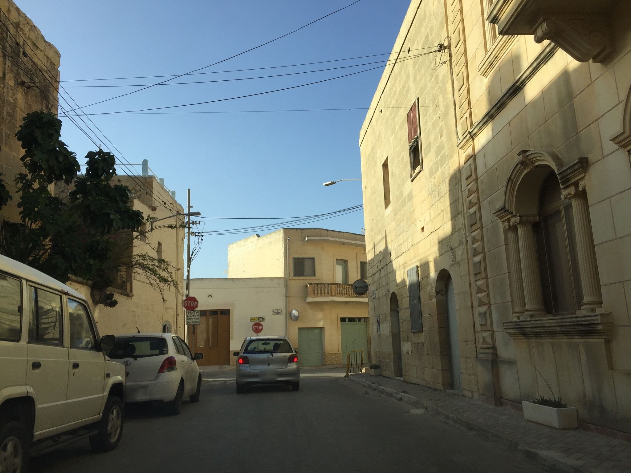 Street view near Shanti Għar Gozo B&B, Għarb — © richlv (CC BY-SA · Mapillary)