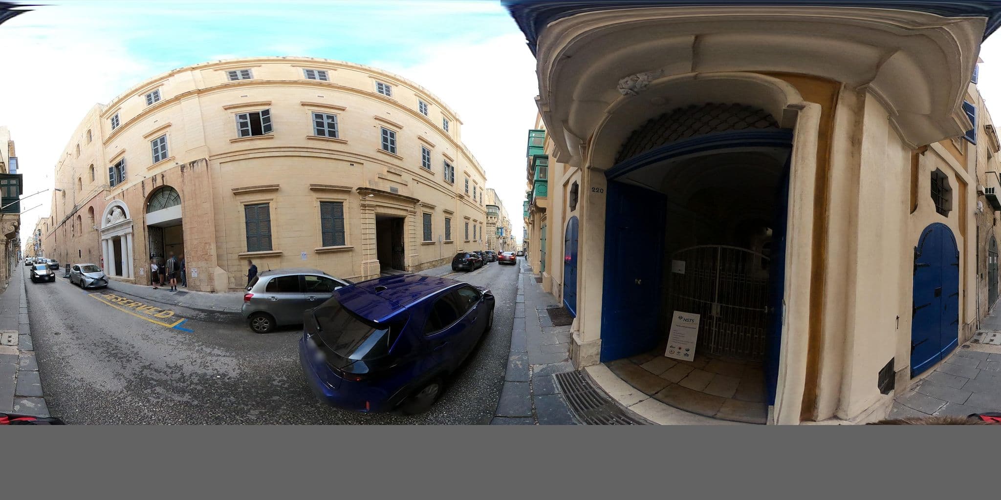 Street view near Palazzo Ignazio, Valletta — © richlv (CC BY-SA · Mapillary)