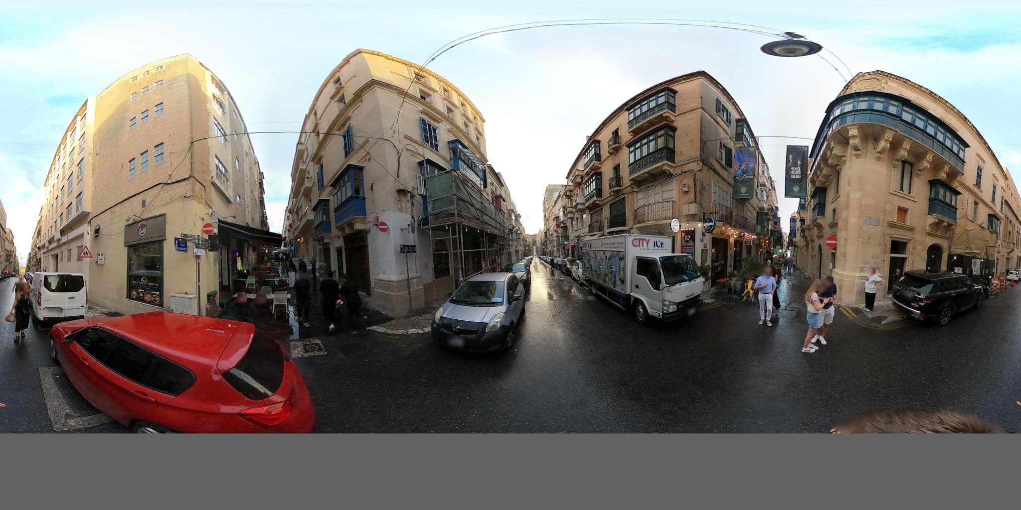 Street view near Manoel Boutique Hotel, Valletta — © richlv (CC BY-SA · Mapillary)
