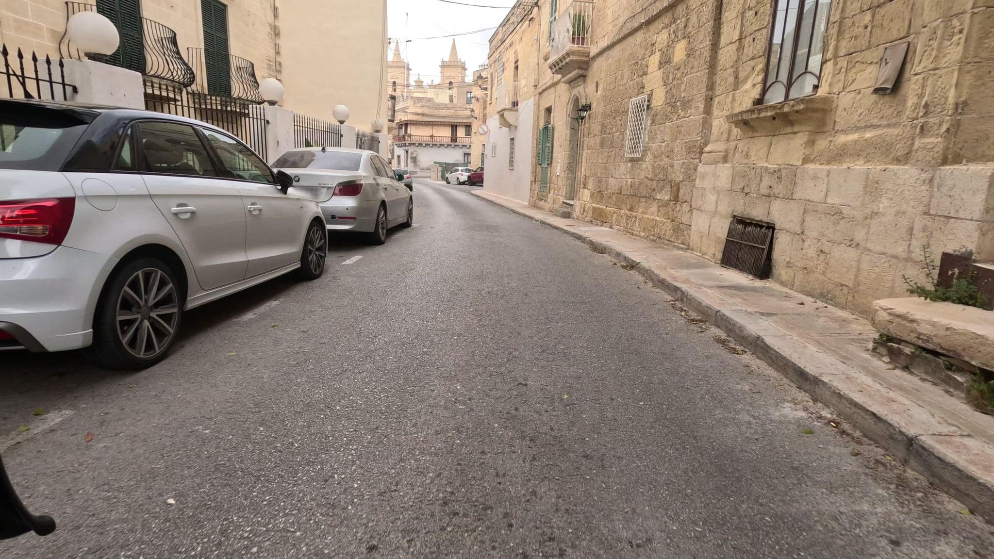 Street view near Villa Bowyer, Tarxien — © ArthurL (CC BY-SA · Mapillary)