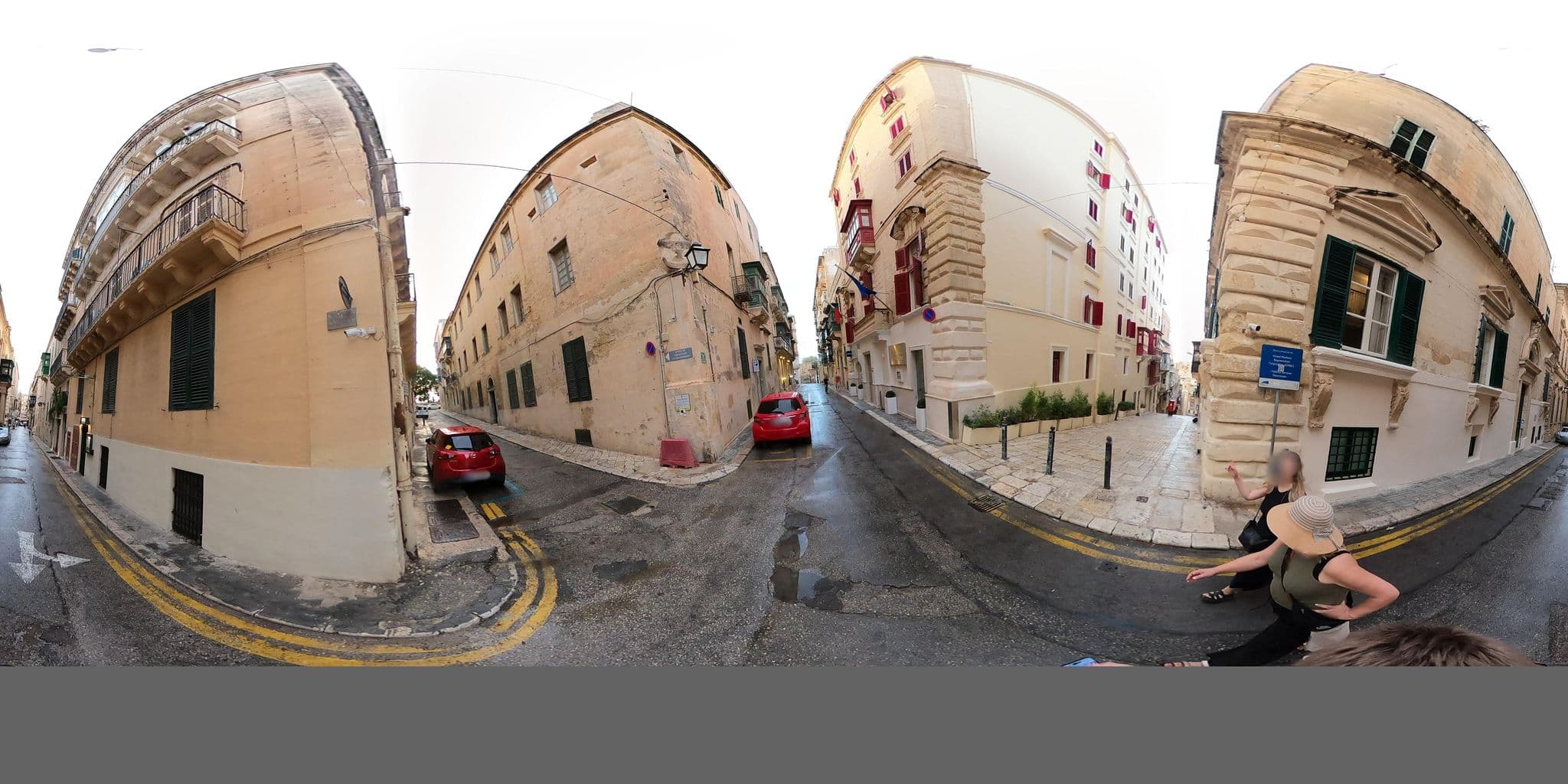 Street view near Hotel Osborne, Floriana — © richlv (CC BY-SA · Mapillary)