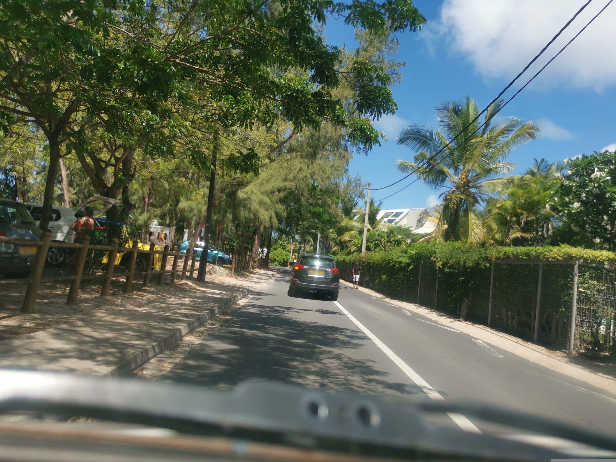 Street view near Kenville, Cap Malheureux — © armandr (CC BY-SA · Mapillary)