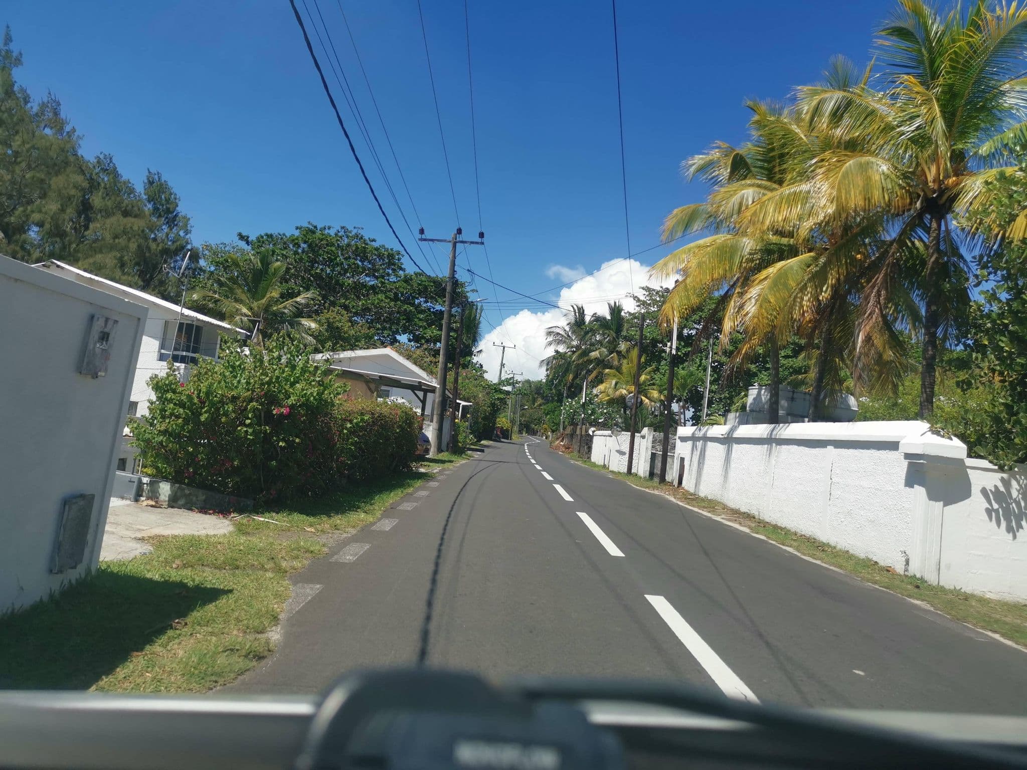 Street view near Zil Kreol, Beau Vallon — © armandr (CC BY-SA · Mapillary)