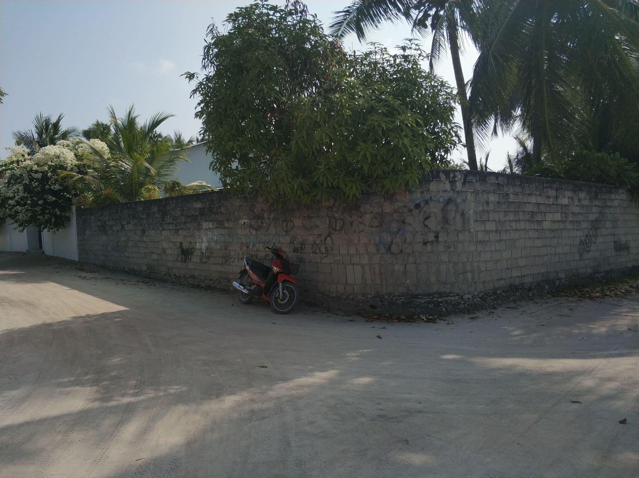 Street view near Holiday Grand, Mahibadhoo