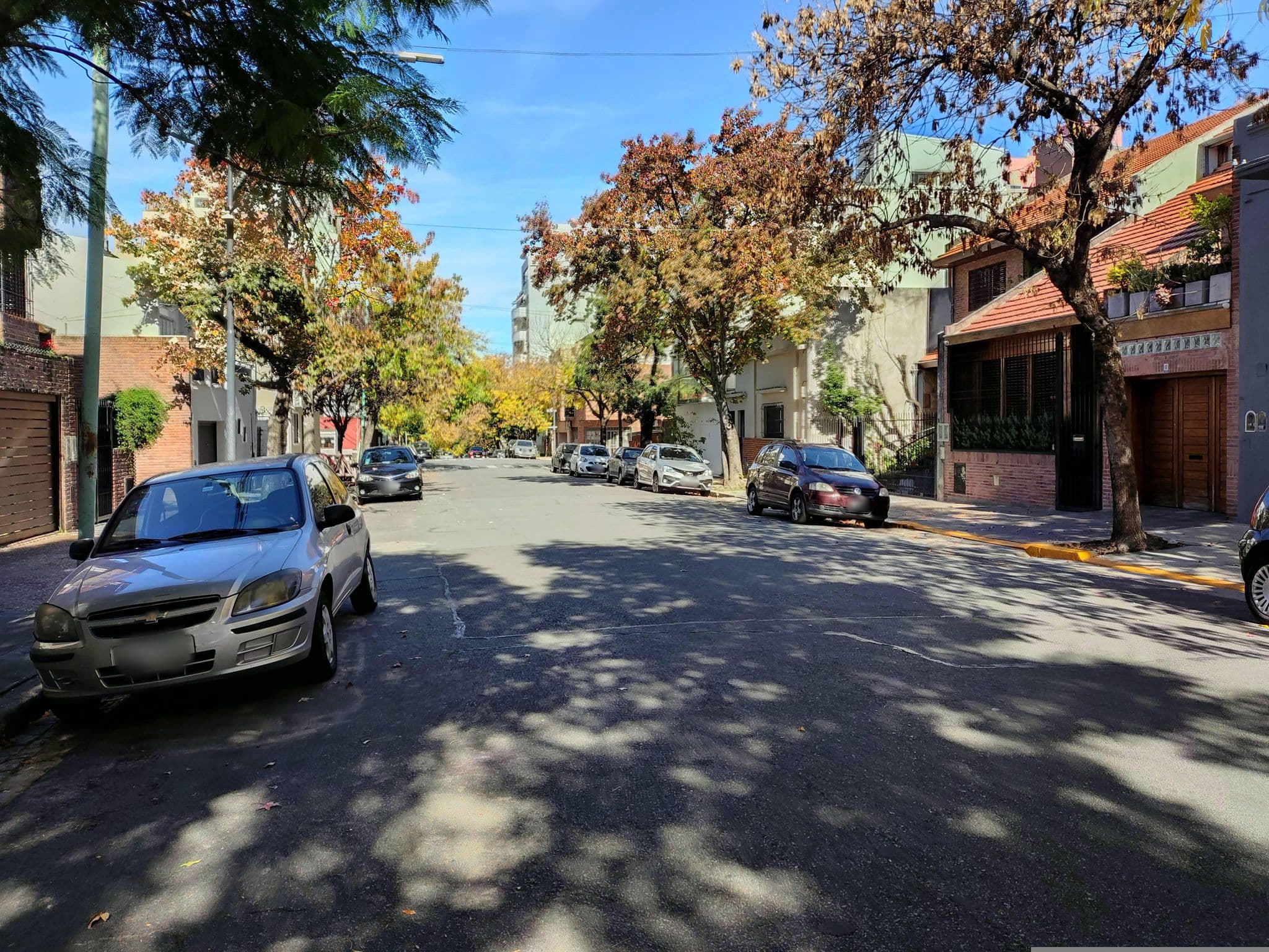 Street view near La Cascada Townhouse Hotel, Belgrano — © egarabet (CC BY-SA · Mapillary)
