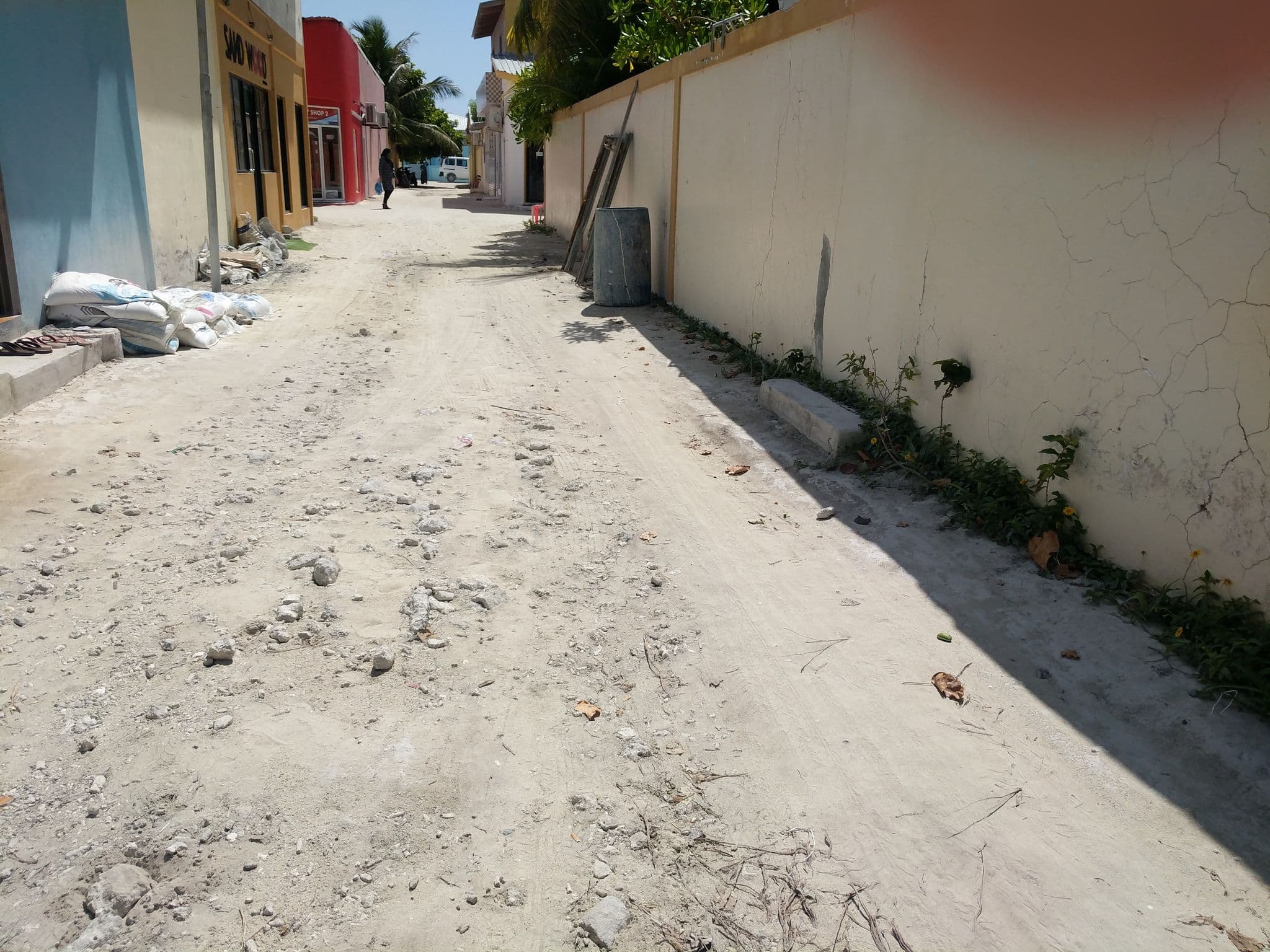 Street view near Holiday Lodge, Maafushi