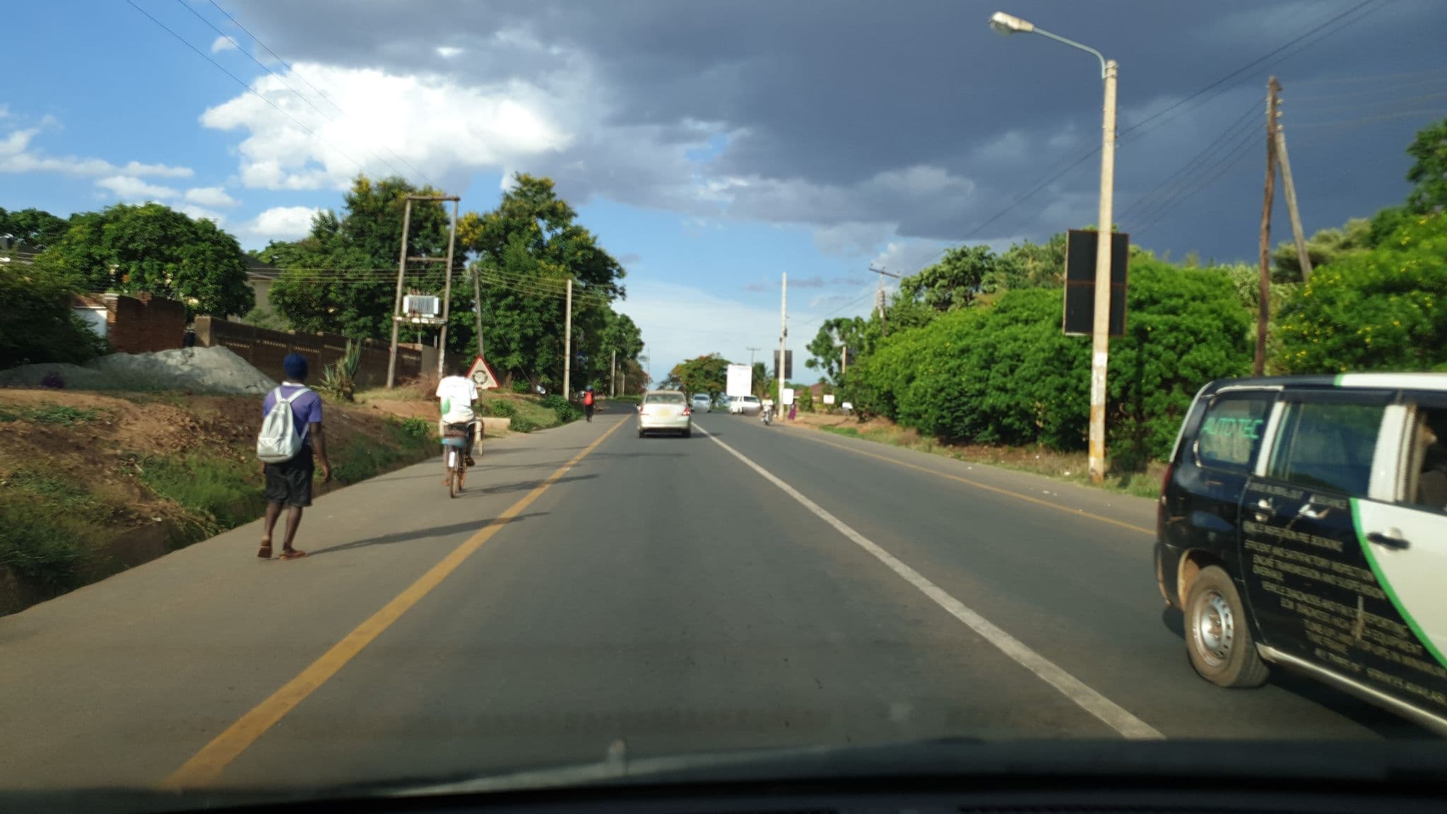 Street view near Mabuya Camp, Lilongwe — © jthnz (CC BY-SA · Mapillary)