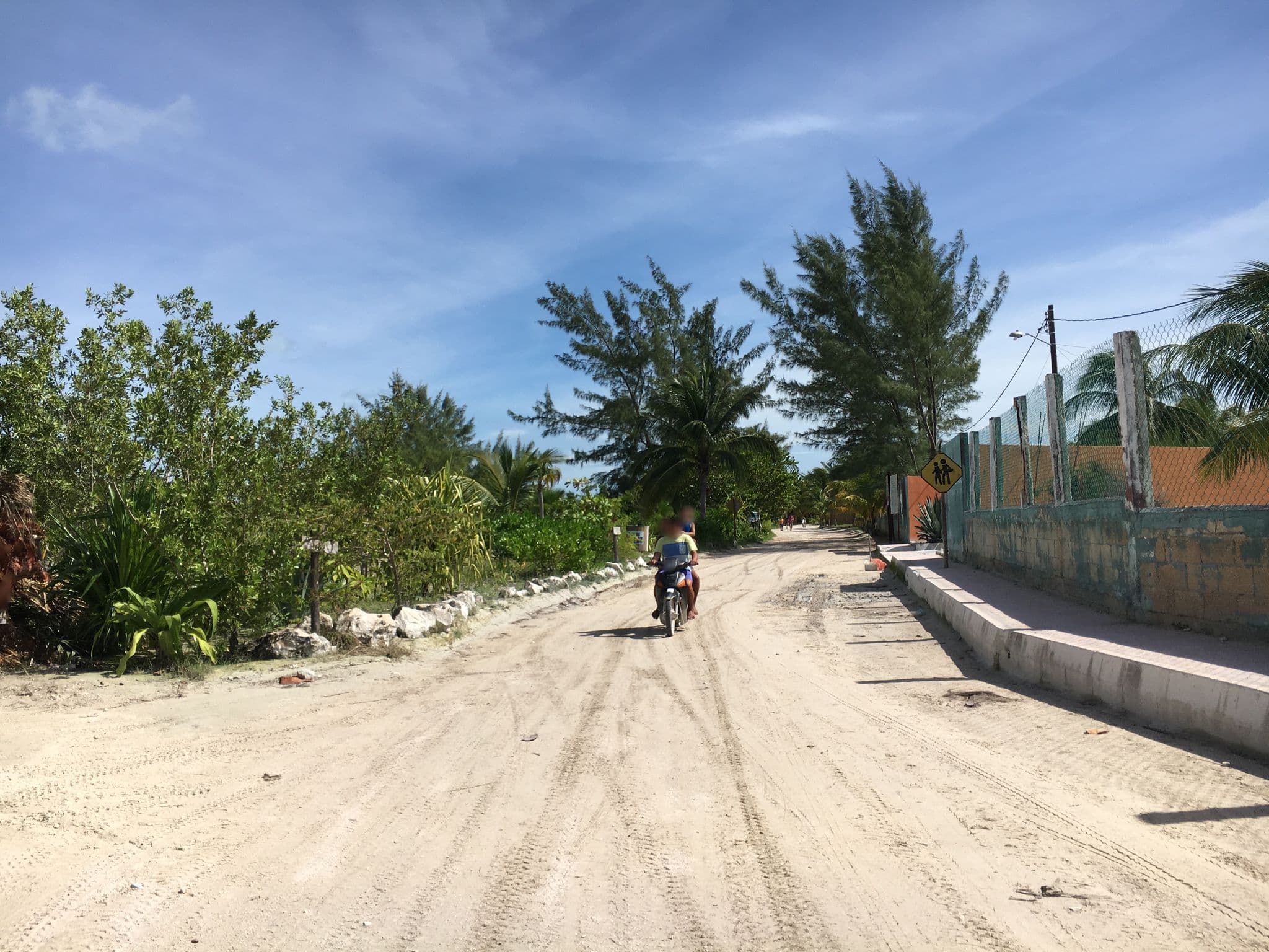 Street view near Posada Mawimbi, Isla Holbox — © z0rg (CC BY-SA · Mapillary)