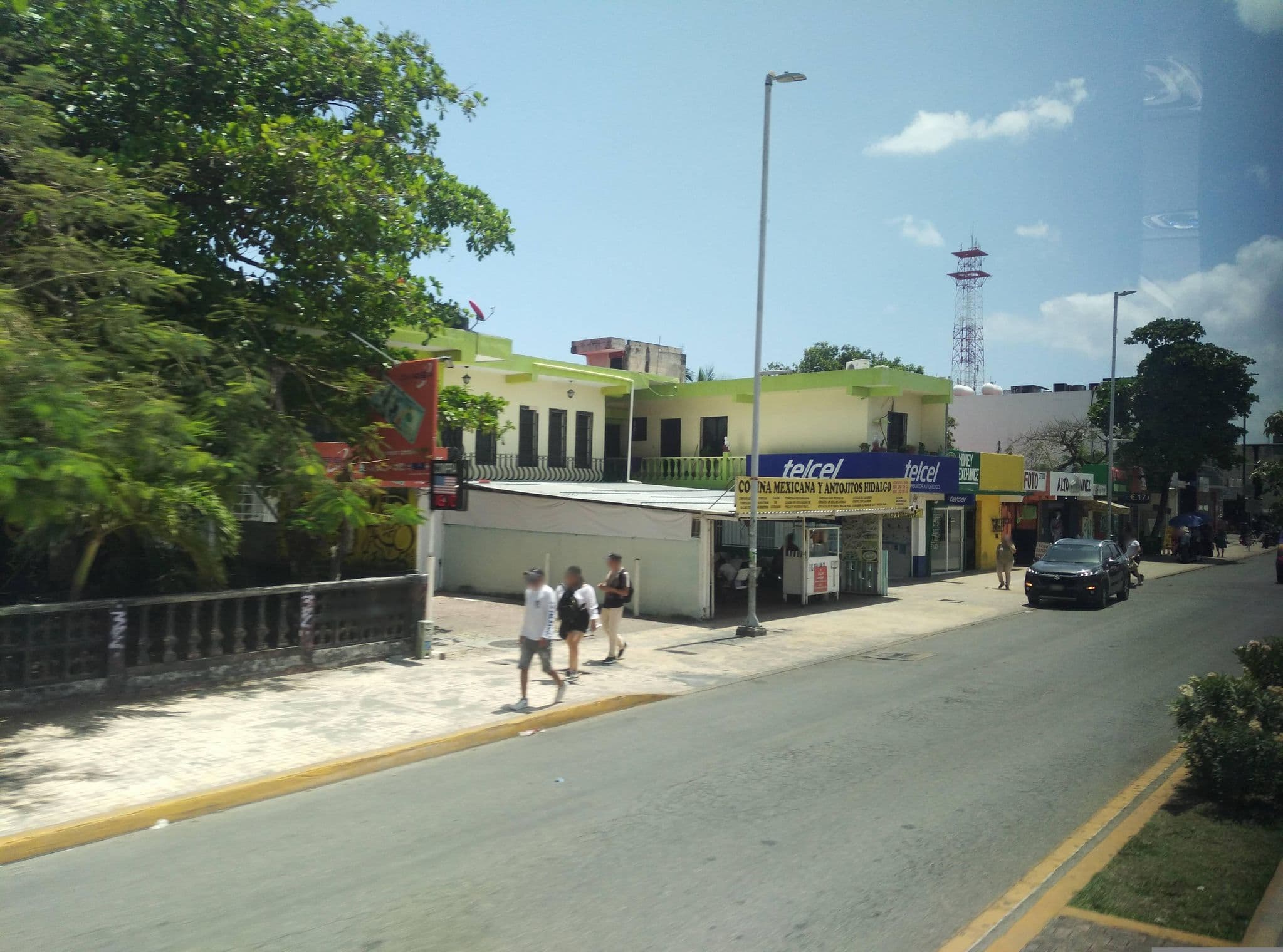 Street view near Suites Las Quintas, Playa del Carmen