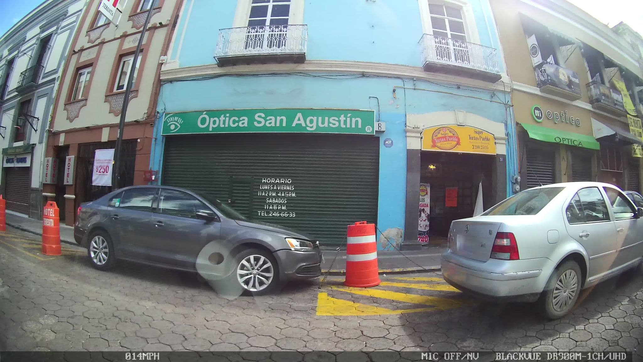 Street view near Hotel Teresa, Puebla — © kaart_4 (CC BY-SA · Mapillary)