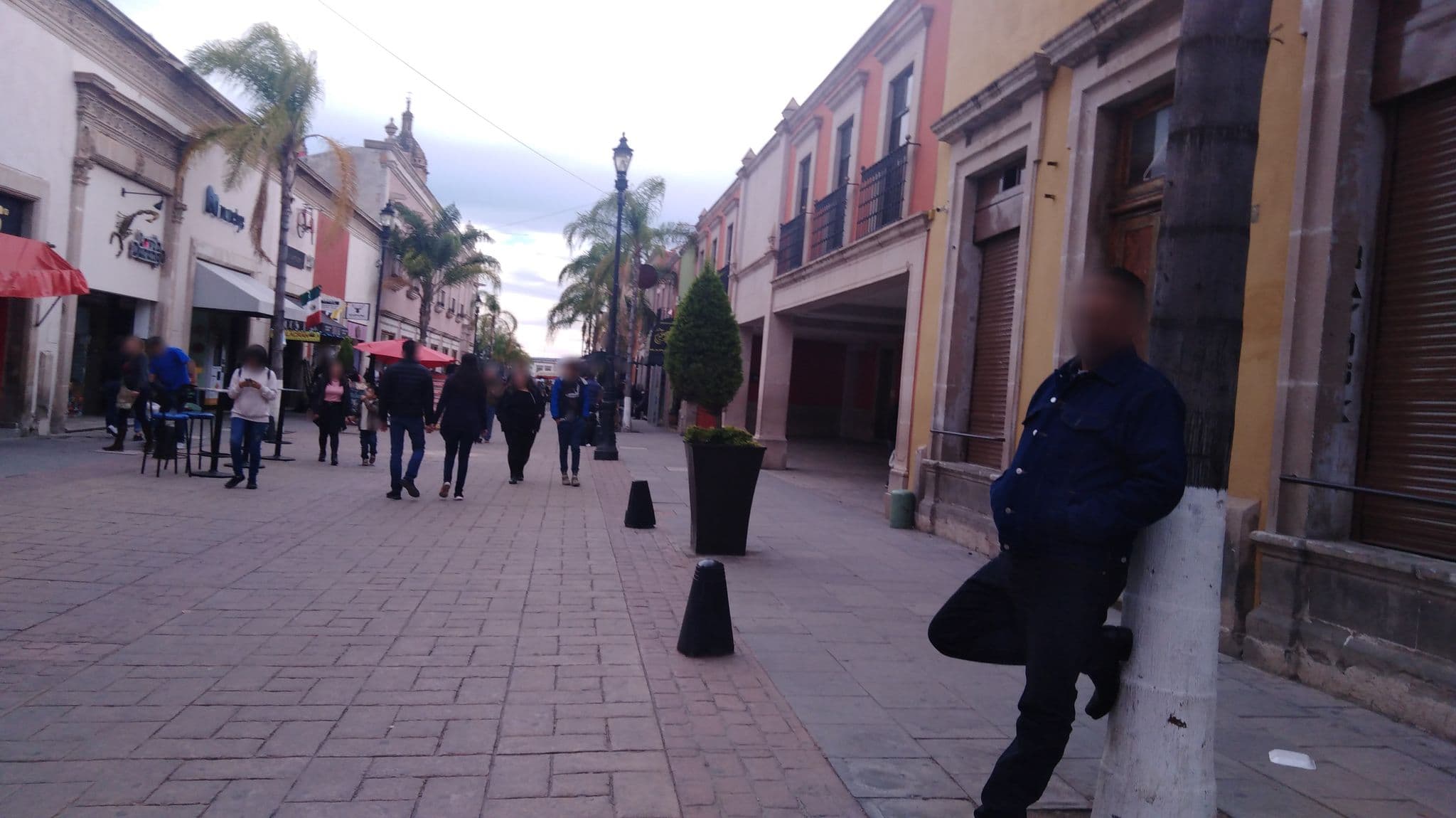 Street view near Hotel Posada San Jorge, Victoria de Durango — © wjusak (CC BY-SA · Mapillary)