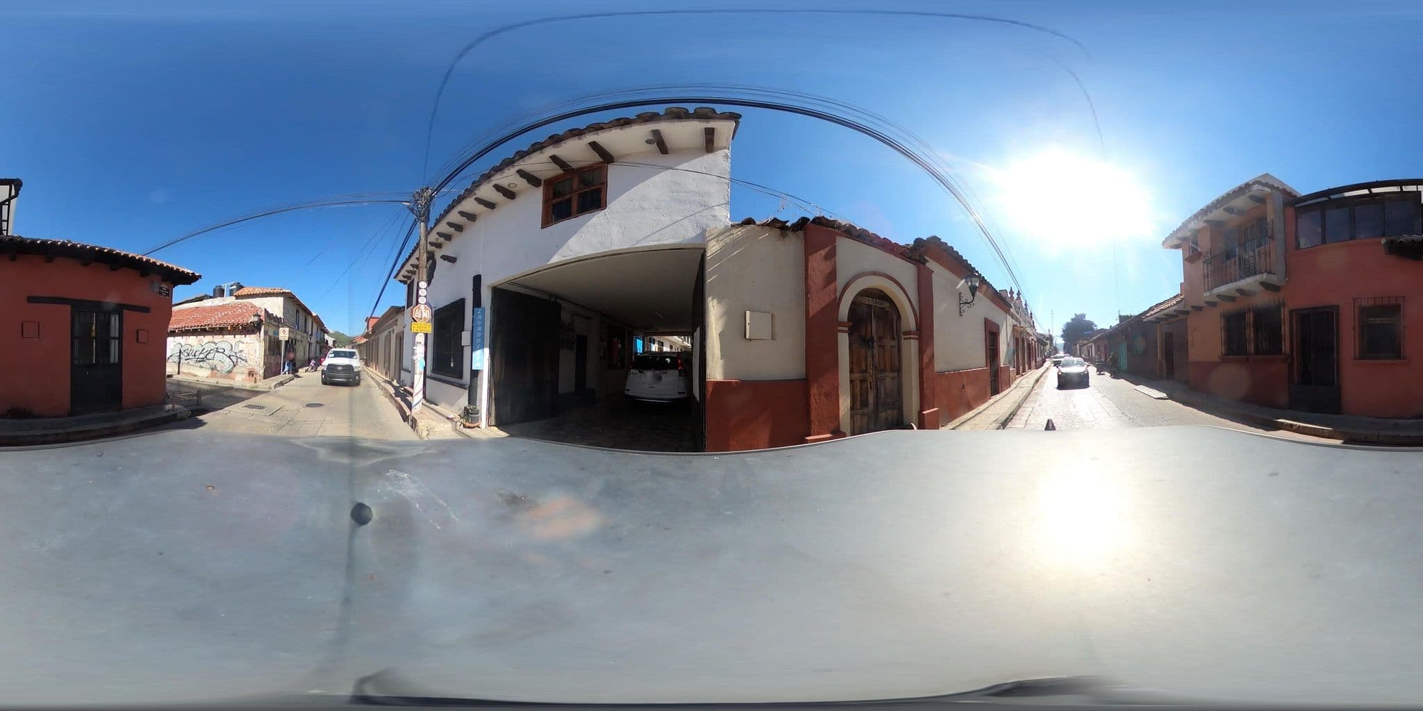 Street view near El Nagual, San Cristóbal de las Casas