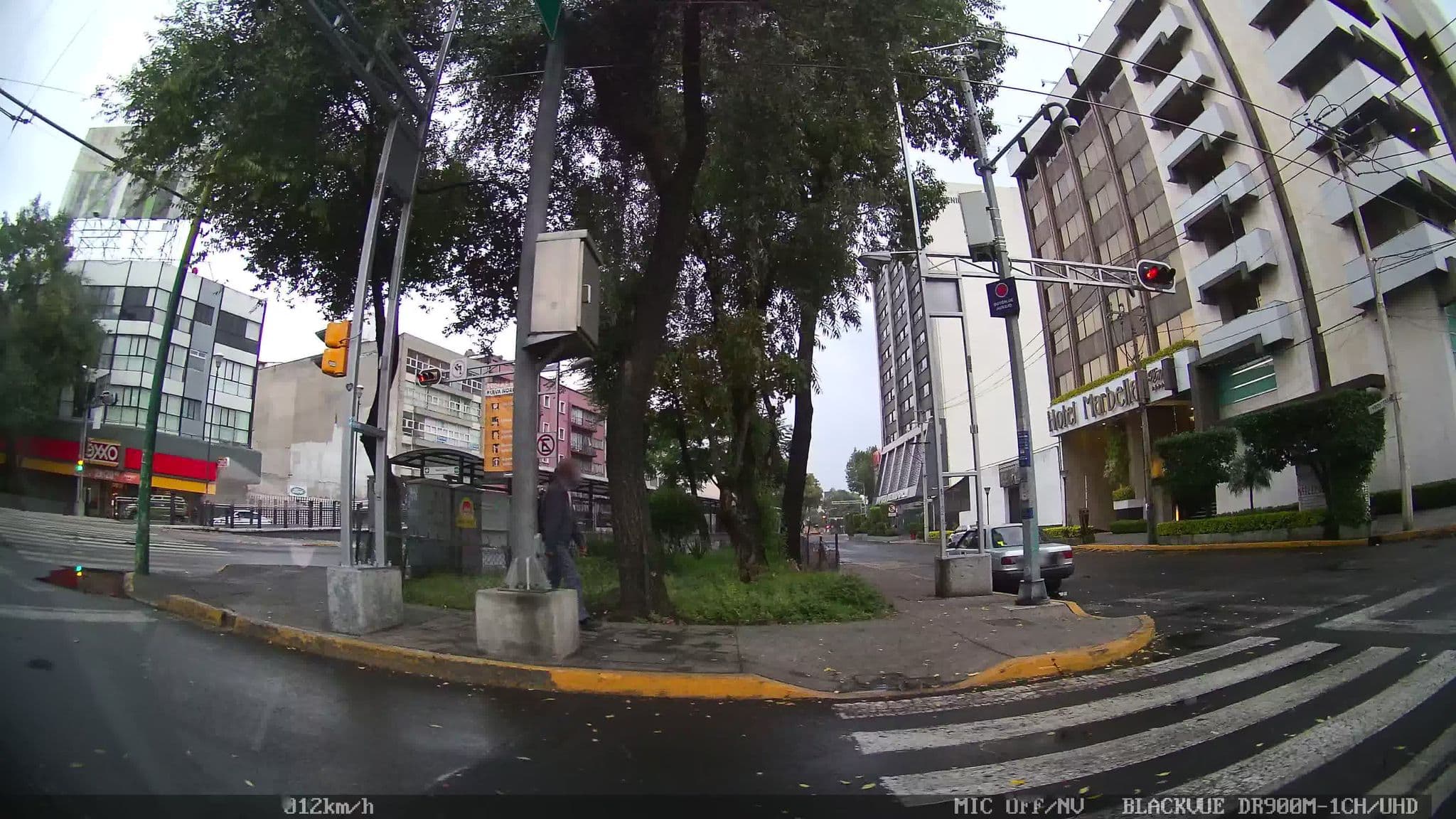 Street view near Hotel Marbella, Mexico City — © kaart_4 (CC BY-SA · Mapillary)