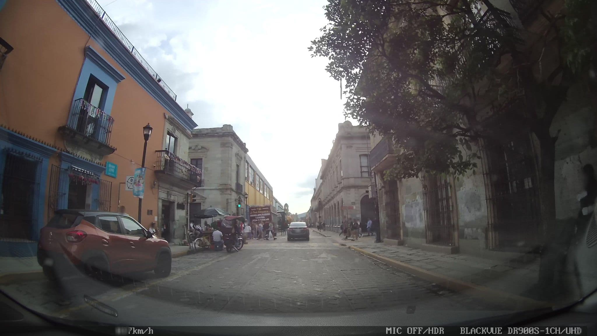 Street view near Casa de los Siete Balcones, Oaxaca — © nicovargas (CC BY-SA · Mapillary)