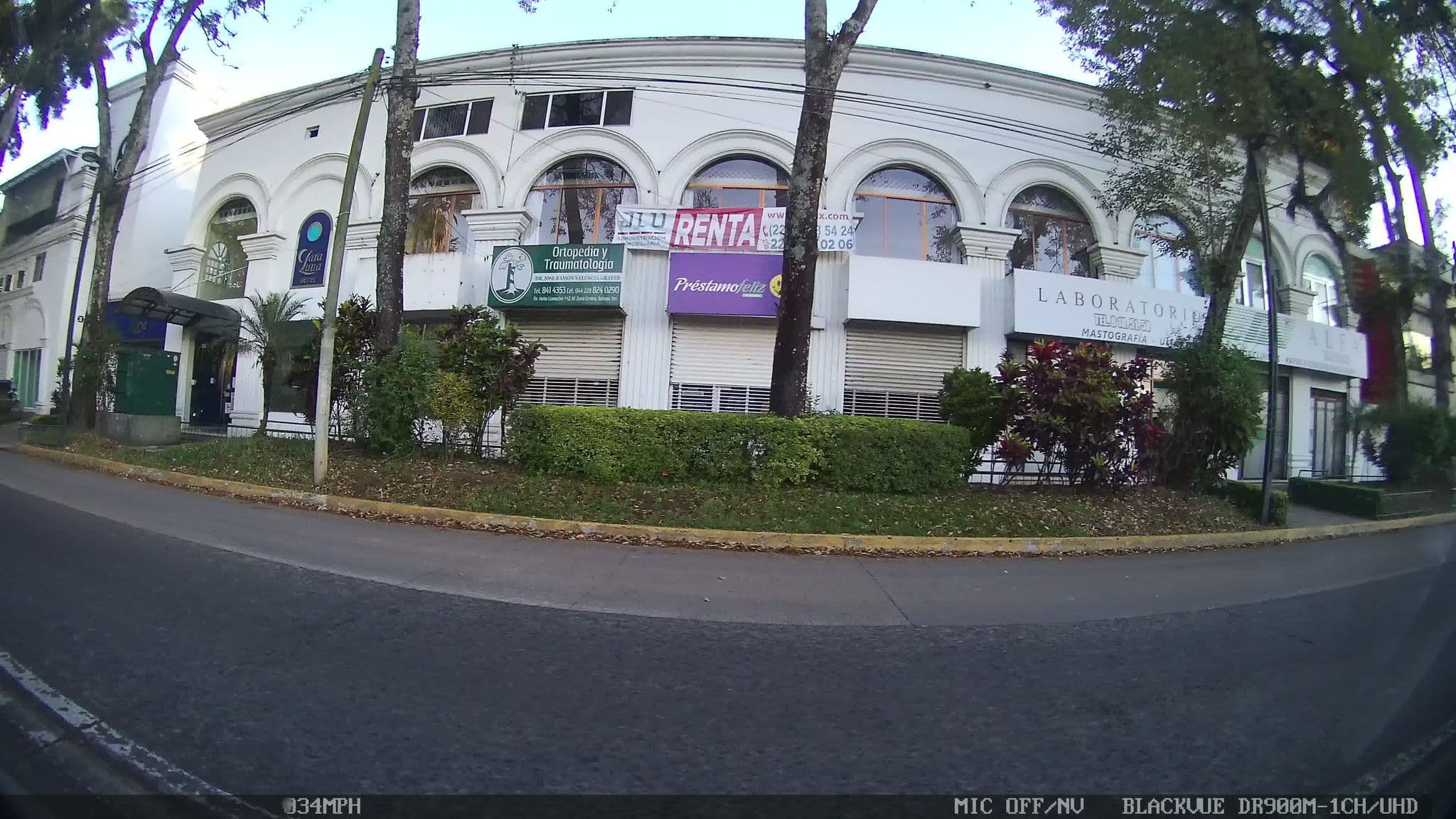 Street view near Hotel Clara Luna, Xalapa de Enríquez — © kaart_2 (CC BY-SA · Mapillary)