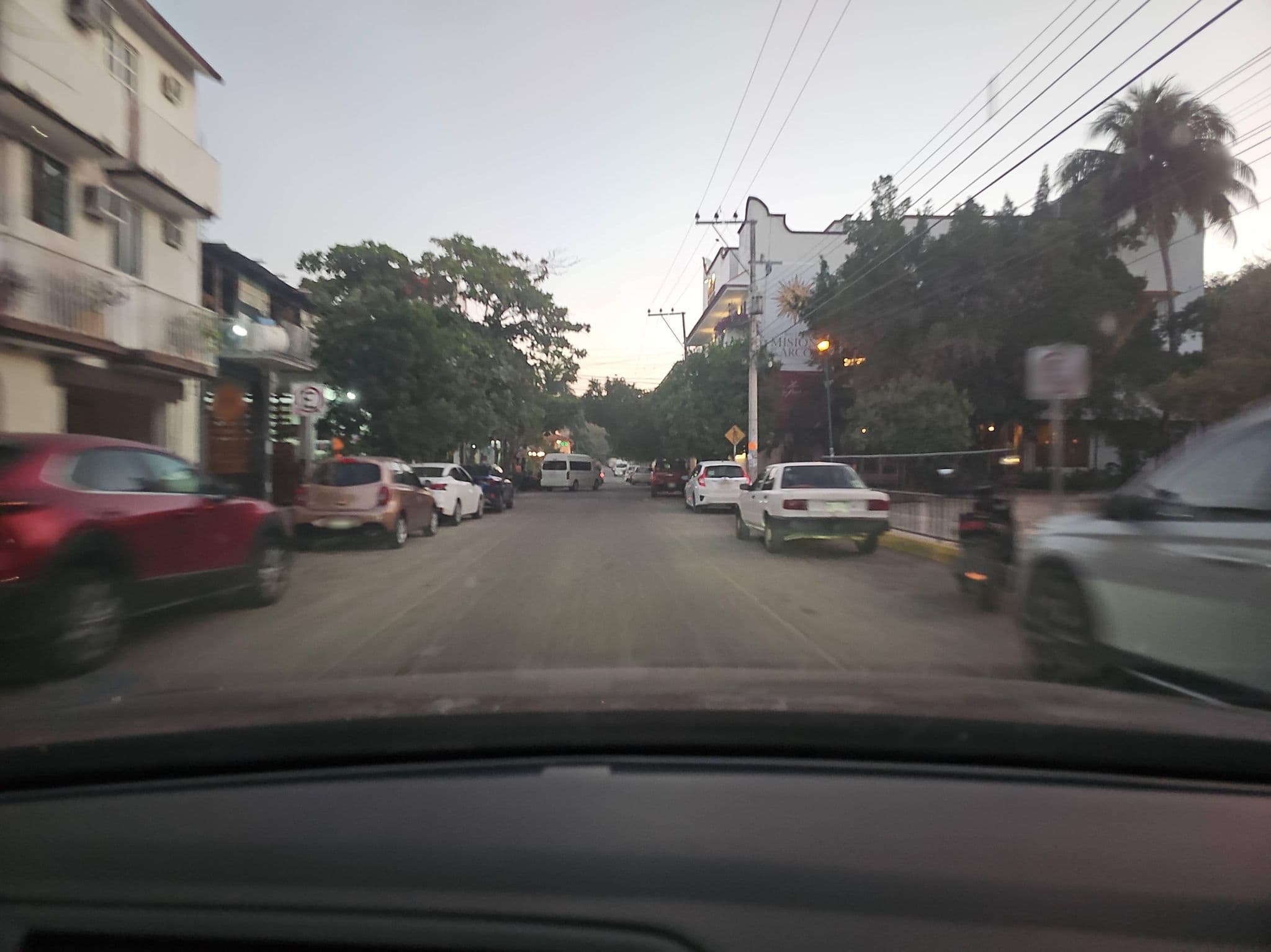 Street view near Alemar, Crucecita — © ezaratemx (CC BY-SA · Mapillary)