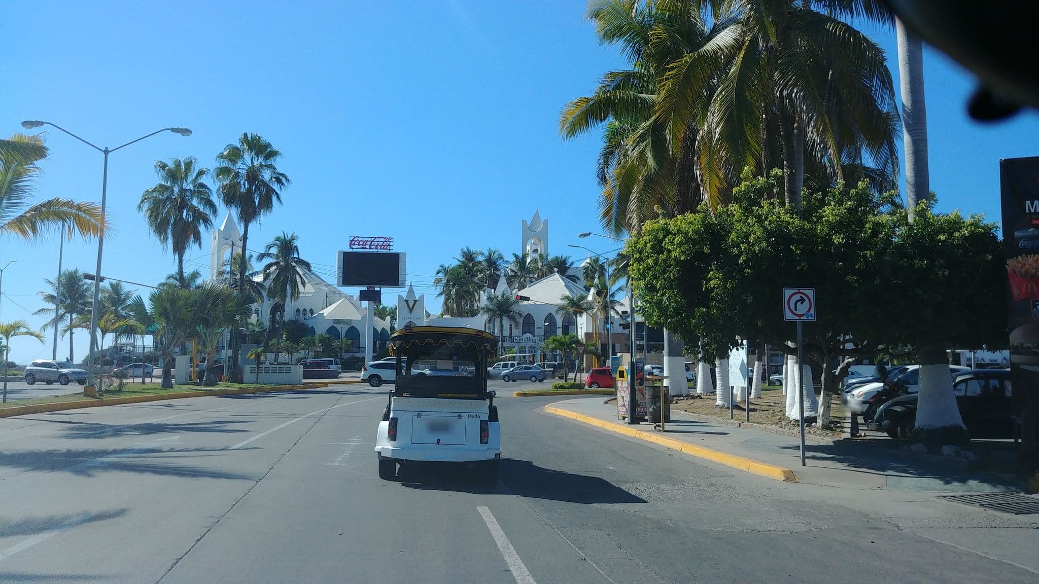 Street view near Hotel San Diego, Mazatlán — © mpassarelli (CC BY-SA · Mapillary)