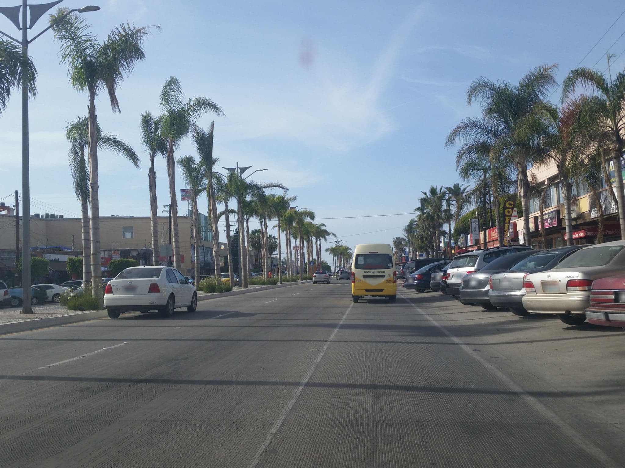 Street view near Hotel Del Sol Inn, Rosarito — © jessica_diaz (CC BY-SA · Mapillary)